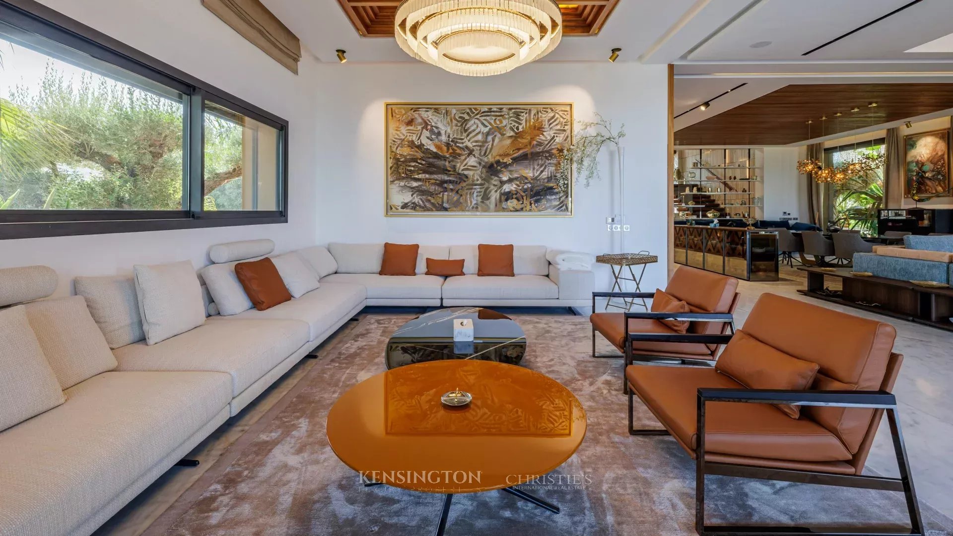 5 Bedroom Villa/Townhouse's Image 8