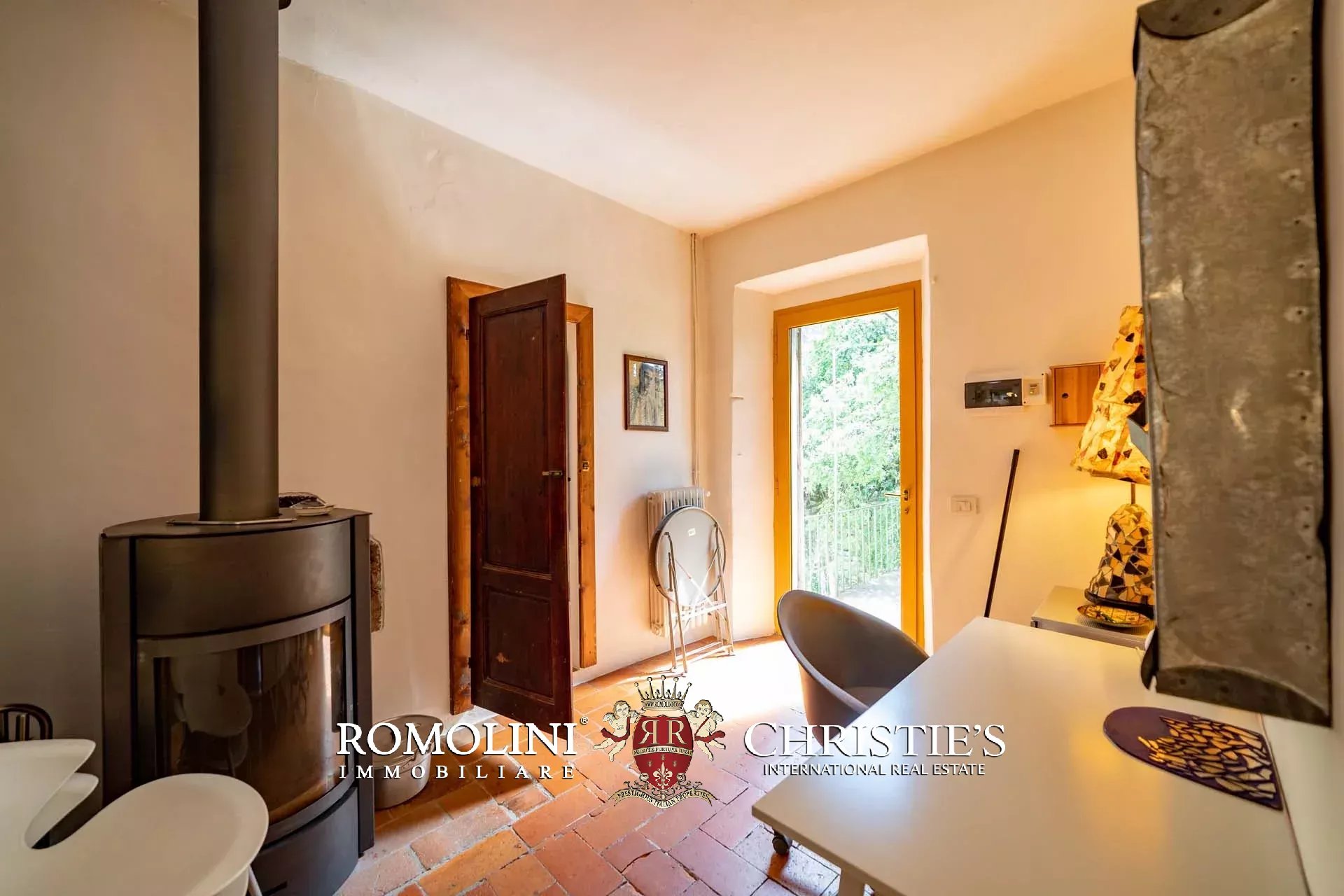 11 Bedroom Villa/Townhouse's Image 109