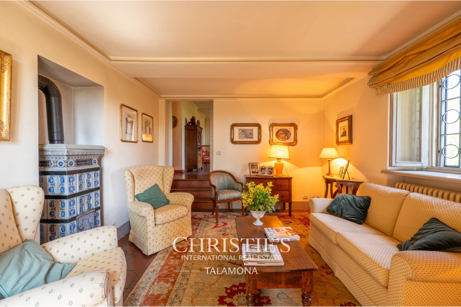 10 Bedroom Villa/Townhouse's Image 40