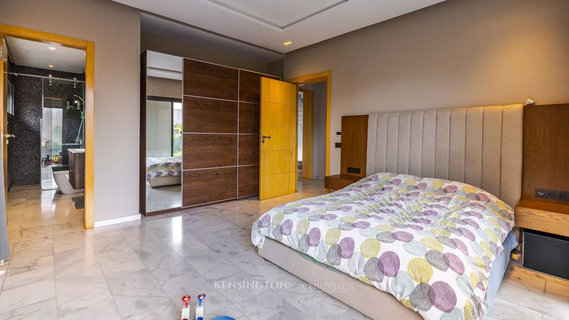 4 Bedroom Villa/Townhouse's Image 15
