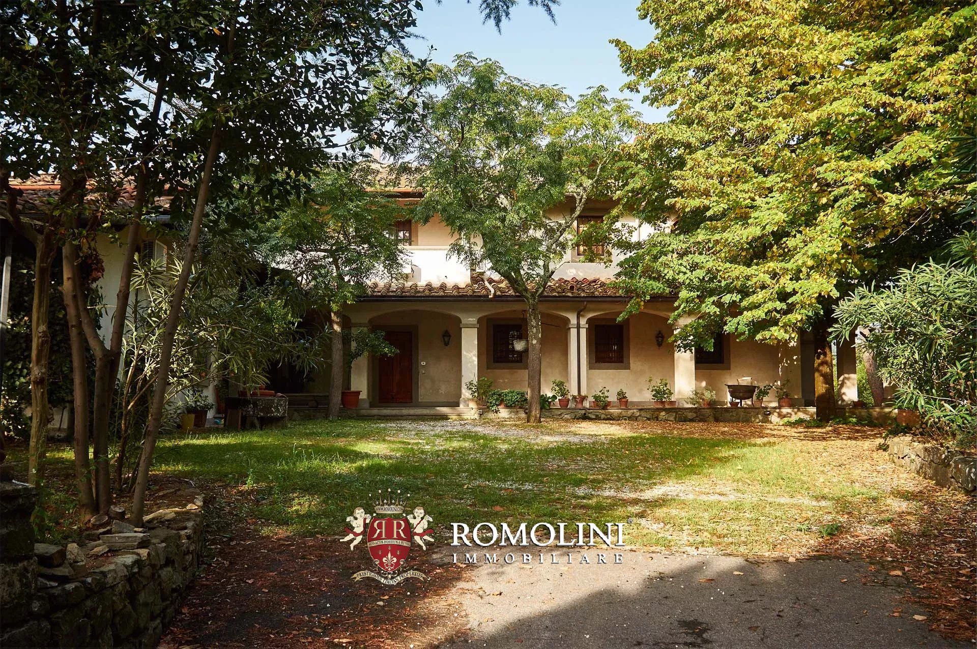 7 Bedroom Villa/Townhouse's Image 19