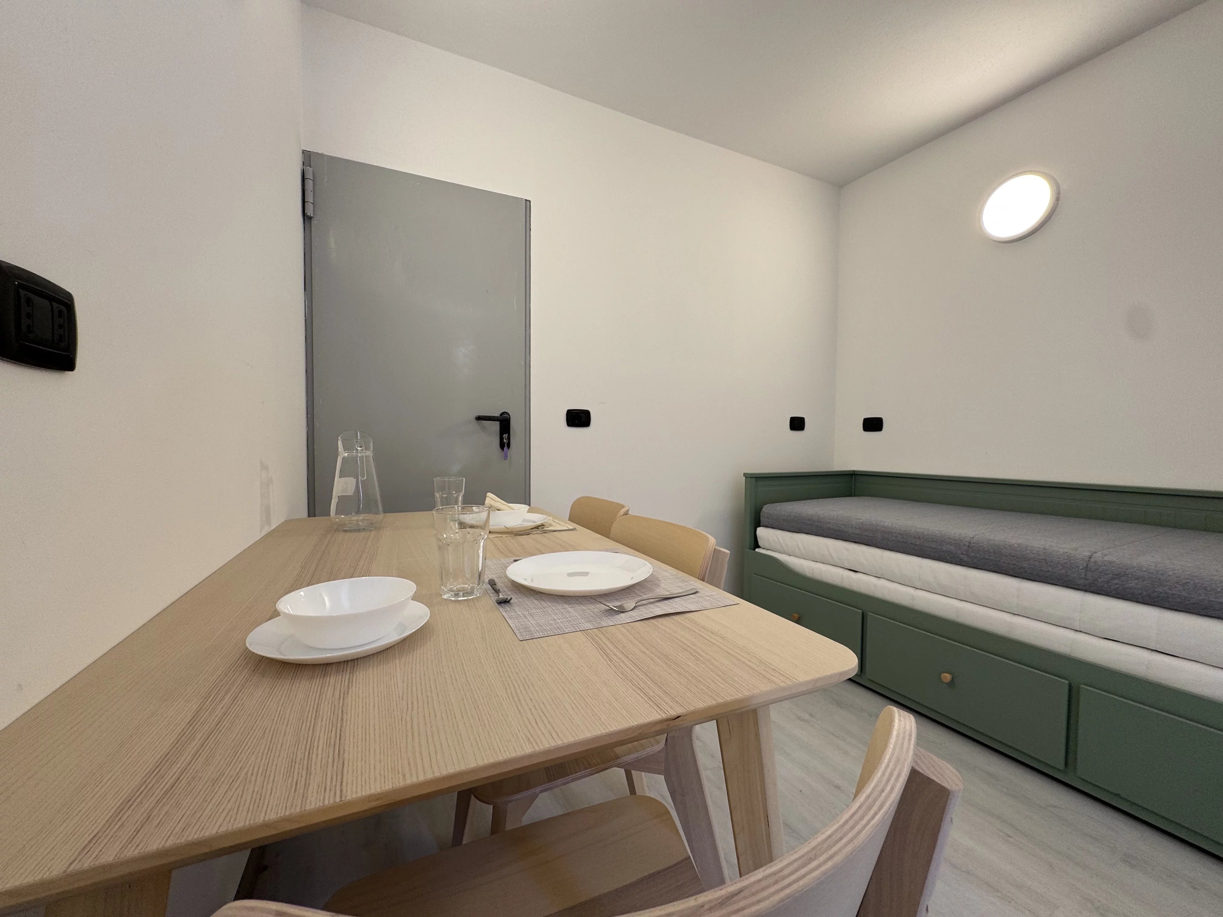STUDIO APARTMENT RENOVATED IN THE CENTER — photo 18