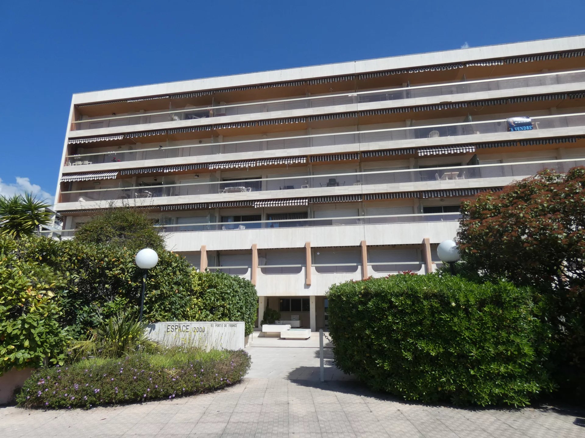 Sale Apartment Menton