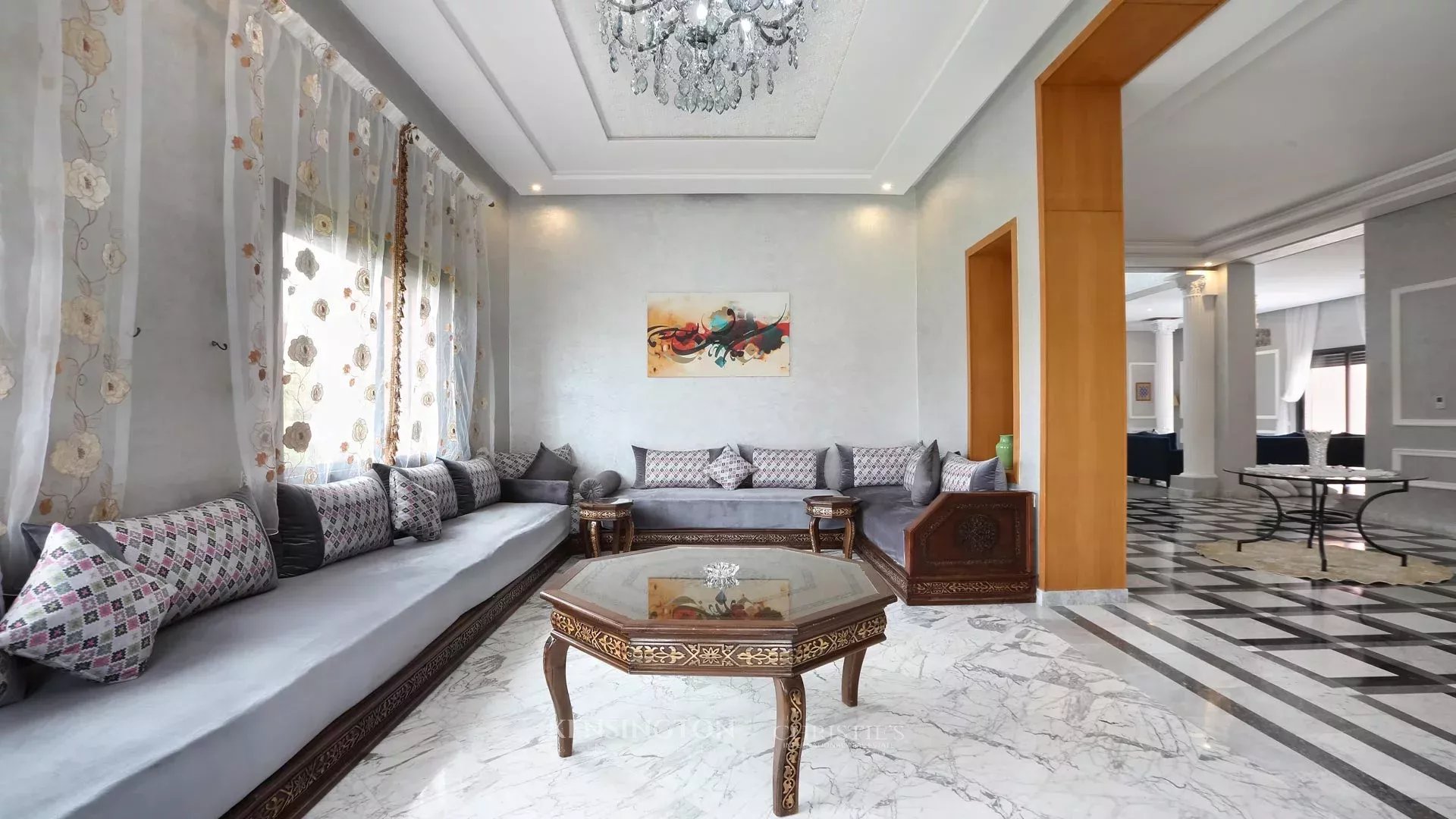 7 Bedroom Villa/Townhouse's Image 3