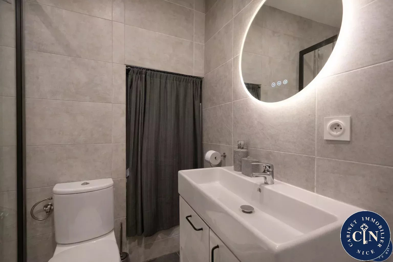 2 pièces 36 m² - Meublé - Airbnb - Vieux-Nice — photo 8