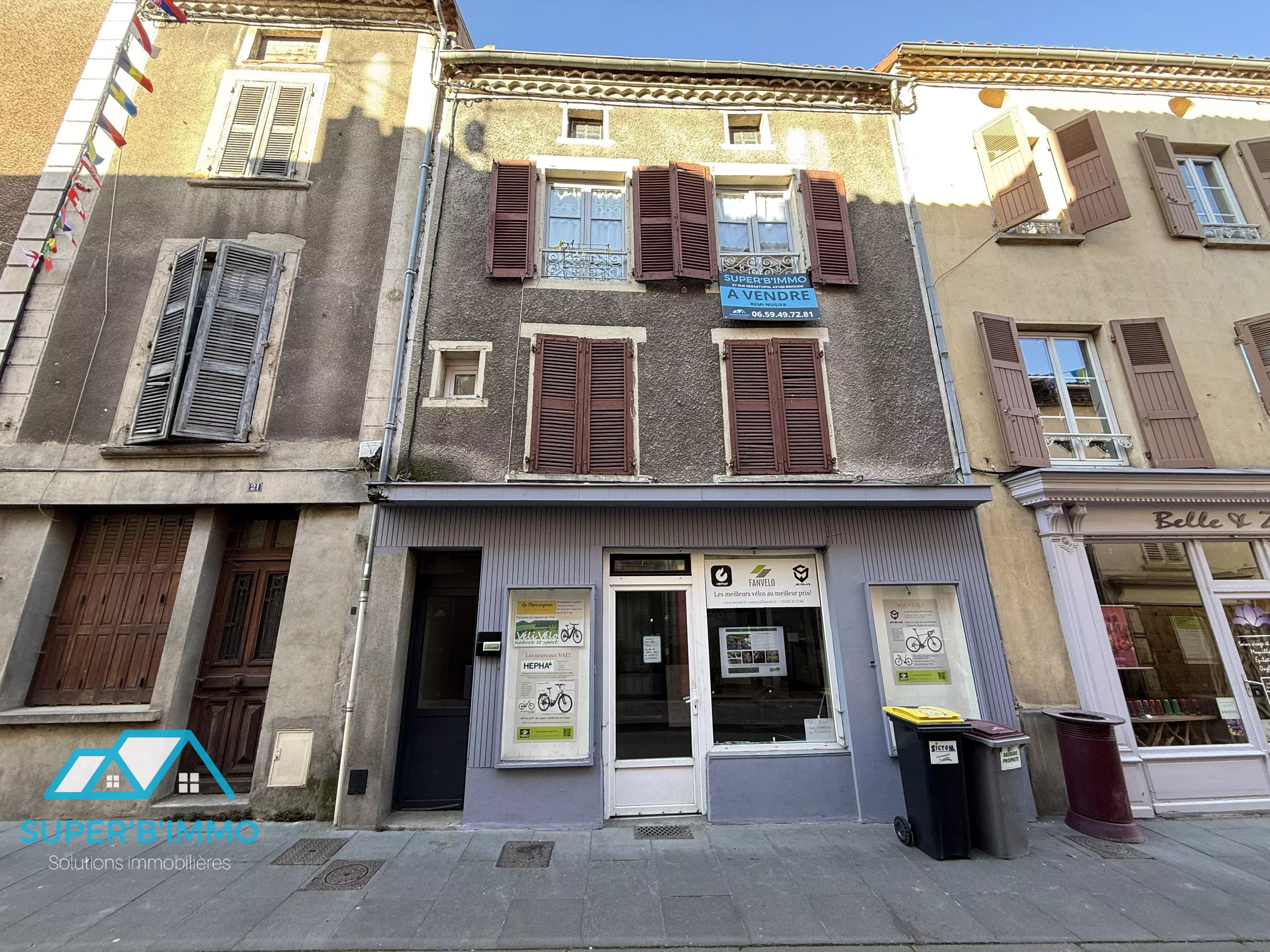 Agence immobilière de 