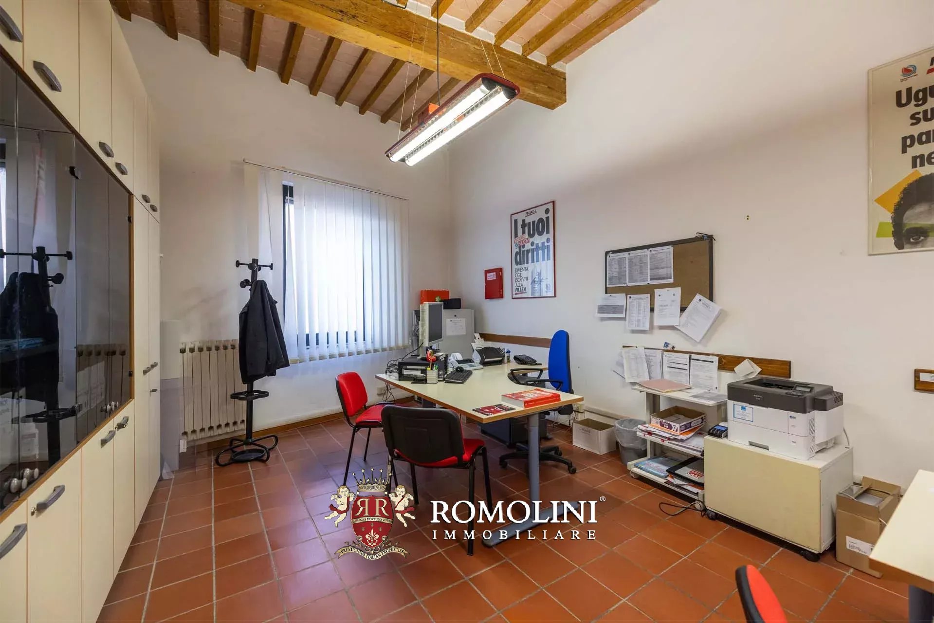 8 Bedroom Villa/Townhouse's Image 38