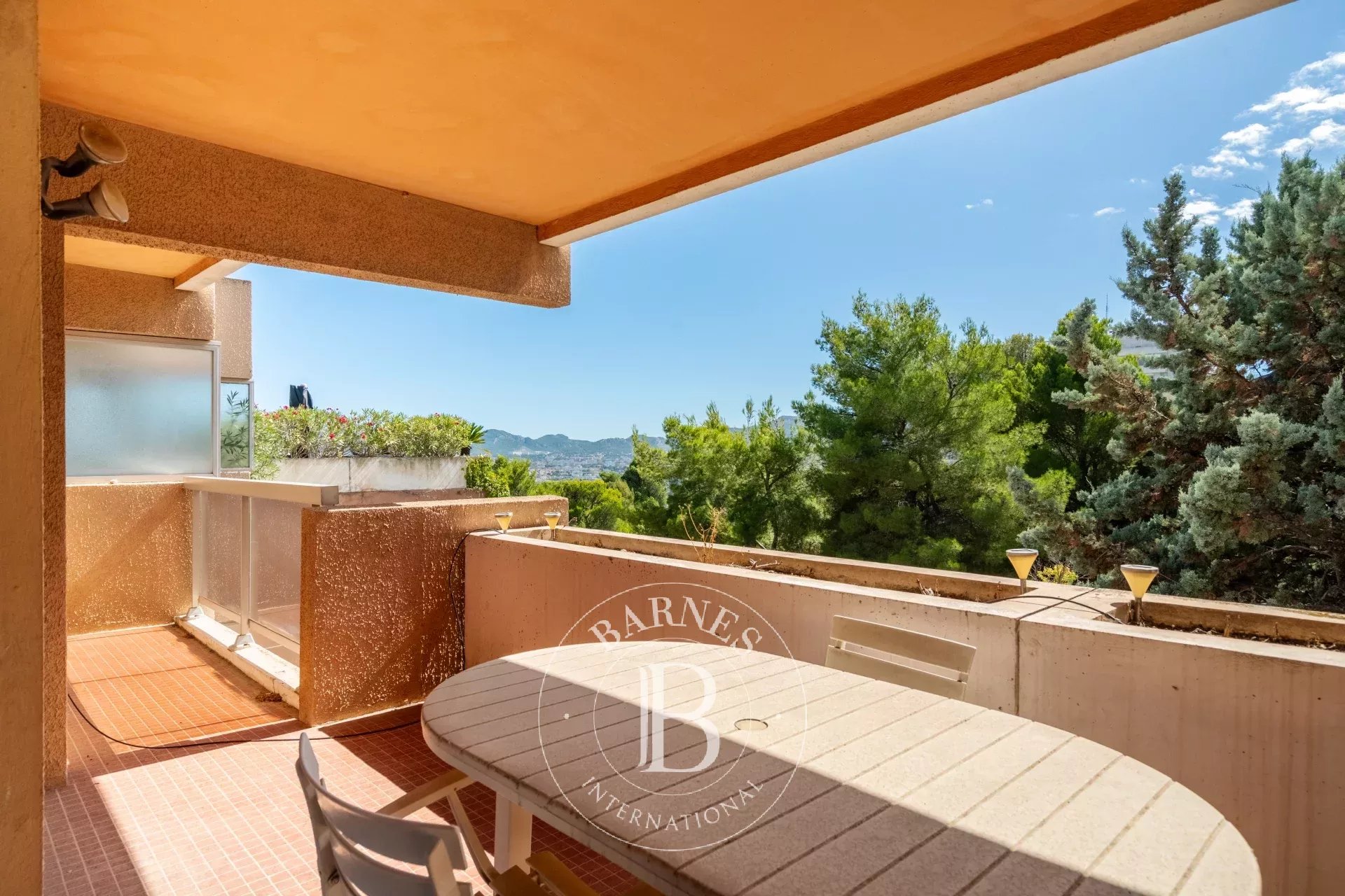 Daire Marseille 8ème - picture 16