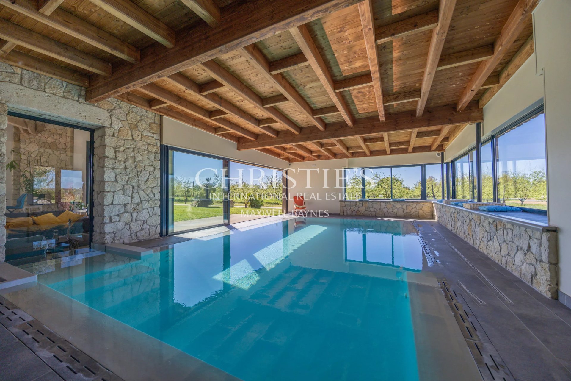 3 Bedroom Villa/Townhouse's Image 16