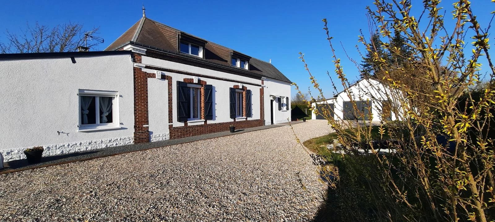 Agence immobilière de AGENCE DE LA BARRE EN OUCHE