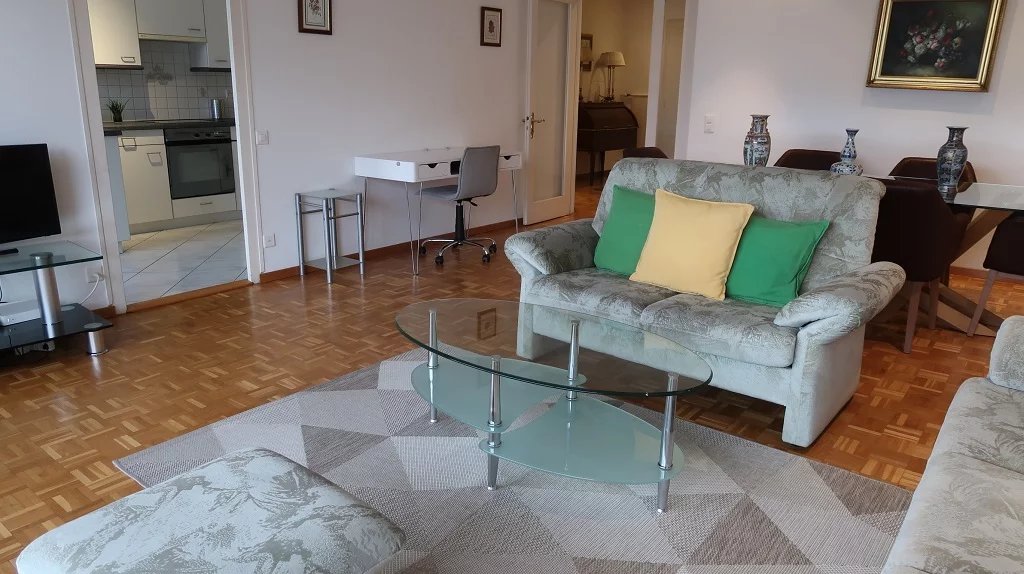 Au coeur du quartier international, appartement de 4 pièces au 6ème étage