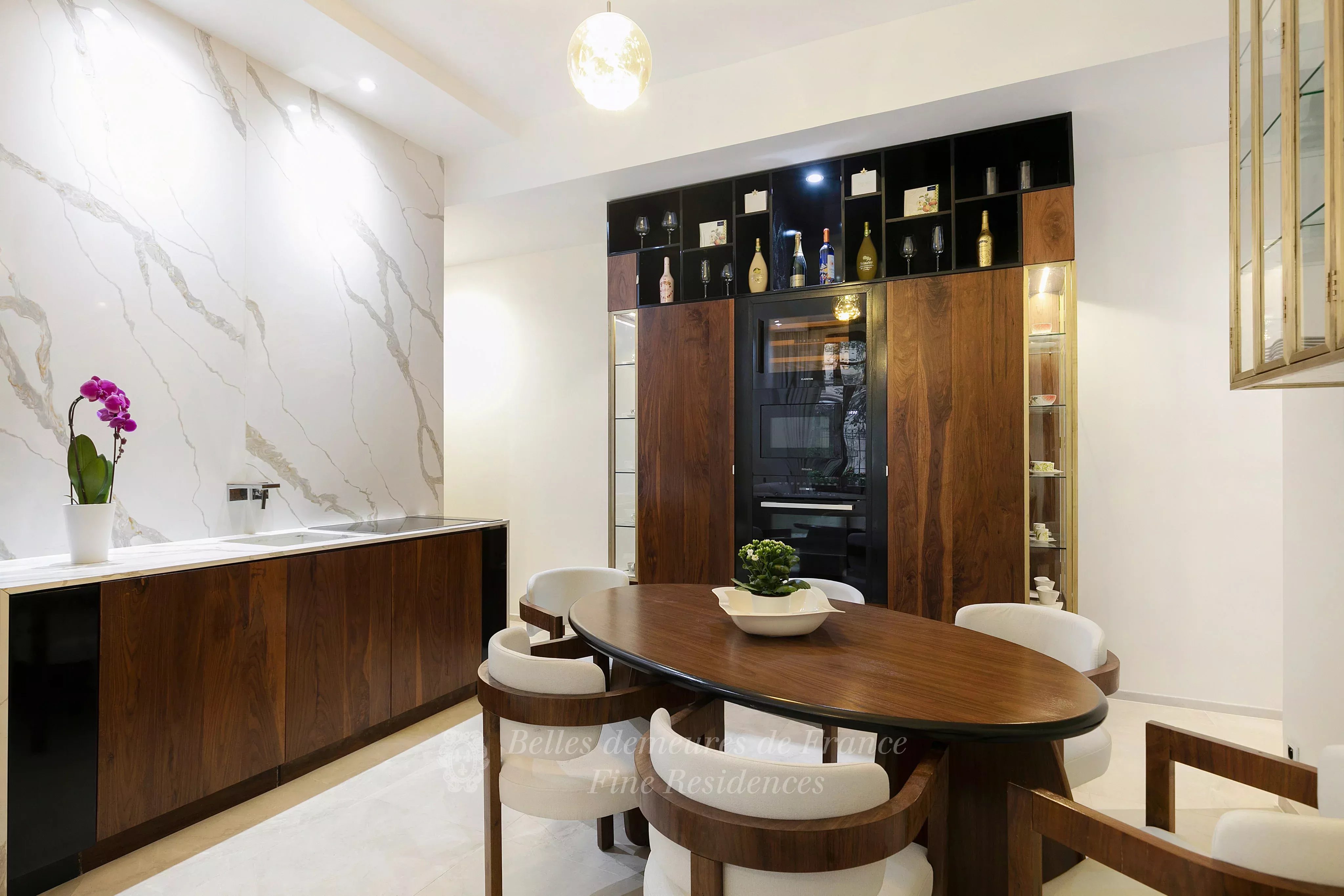 Salle à manger, cuisine