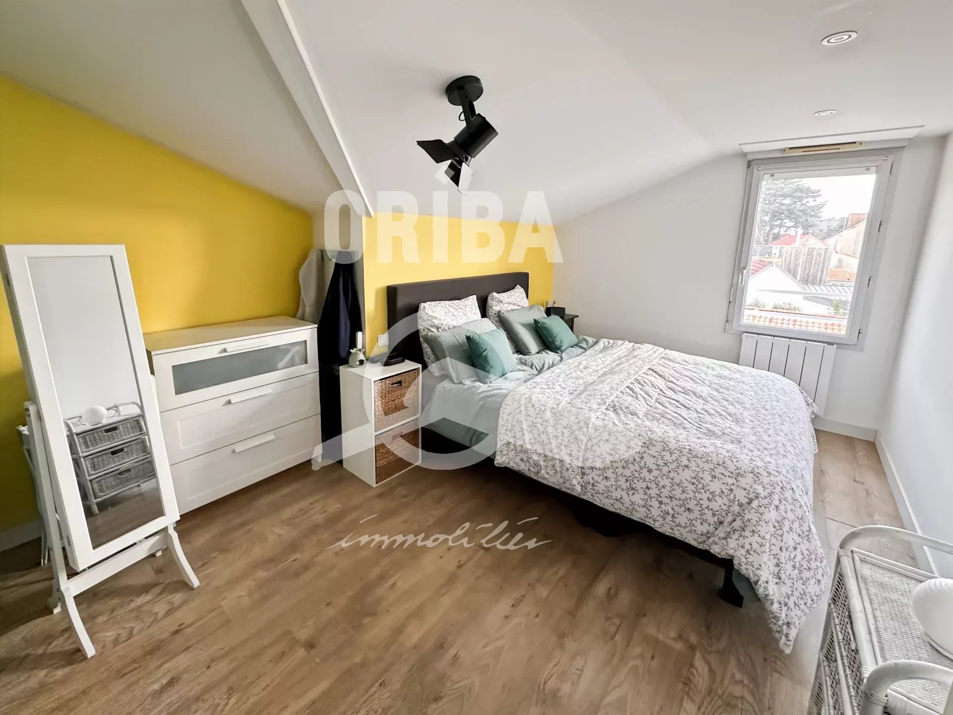 Appartement T3 duplex avec grande terrasse au dernier étage – CHANTENAY