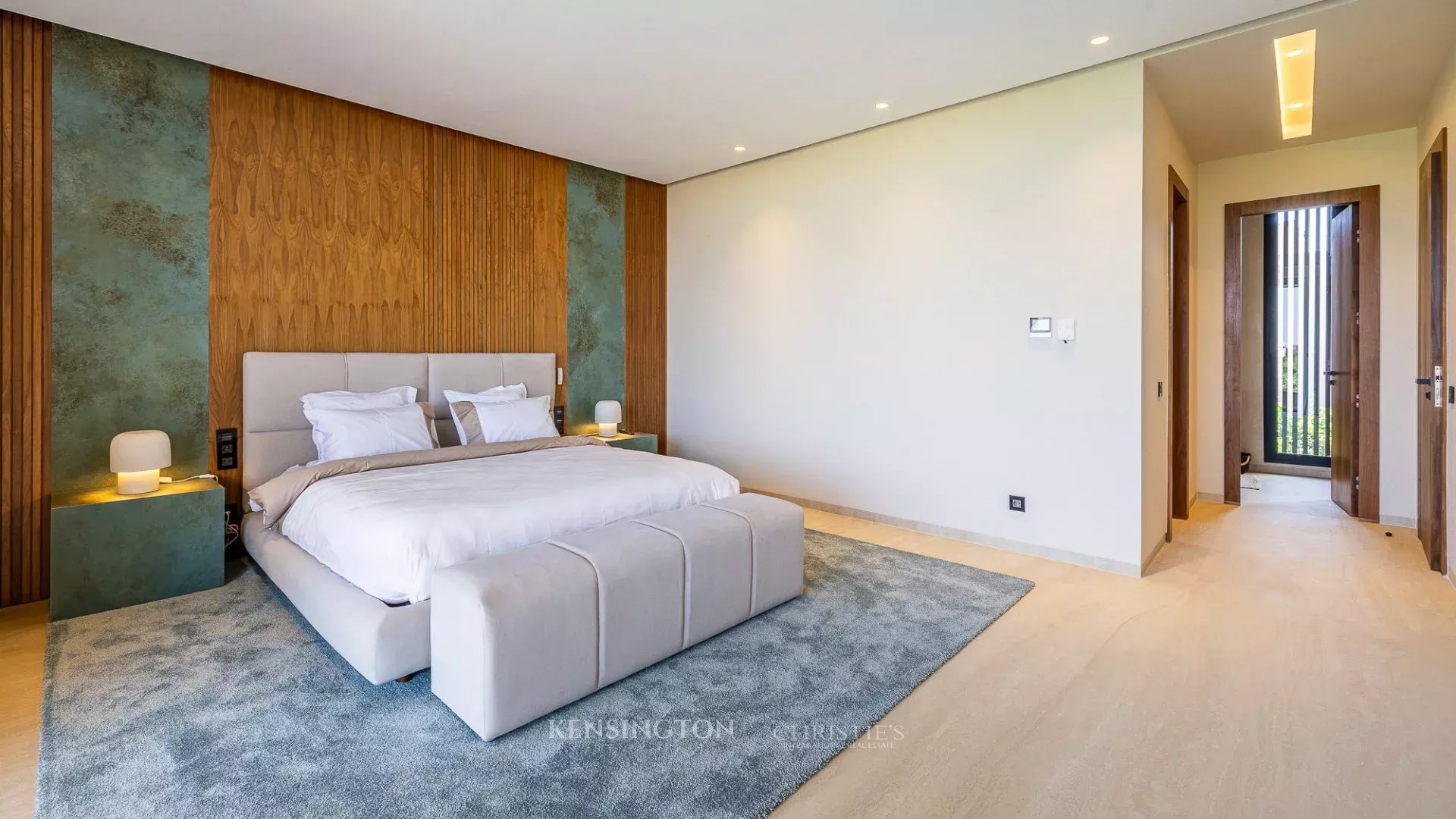 4 Bedroom Villa/Townhouse's Image 32