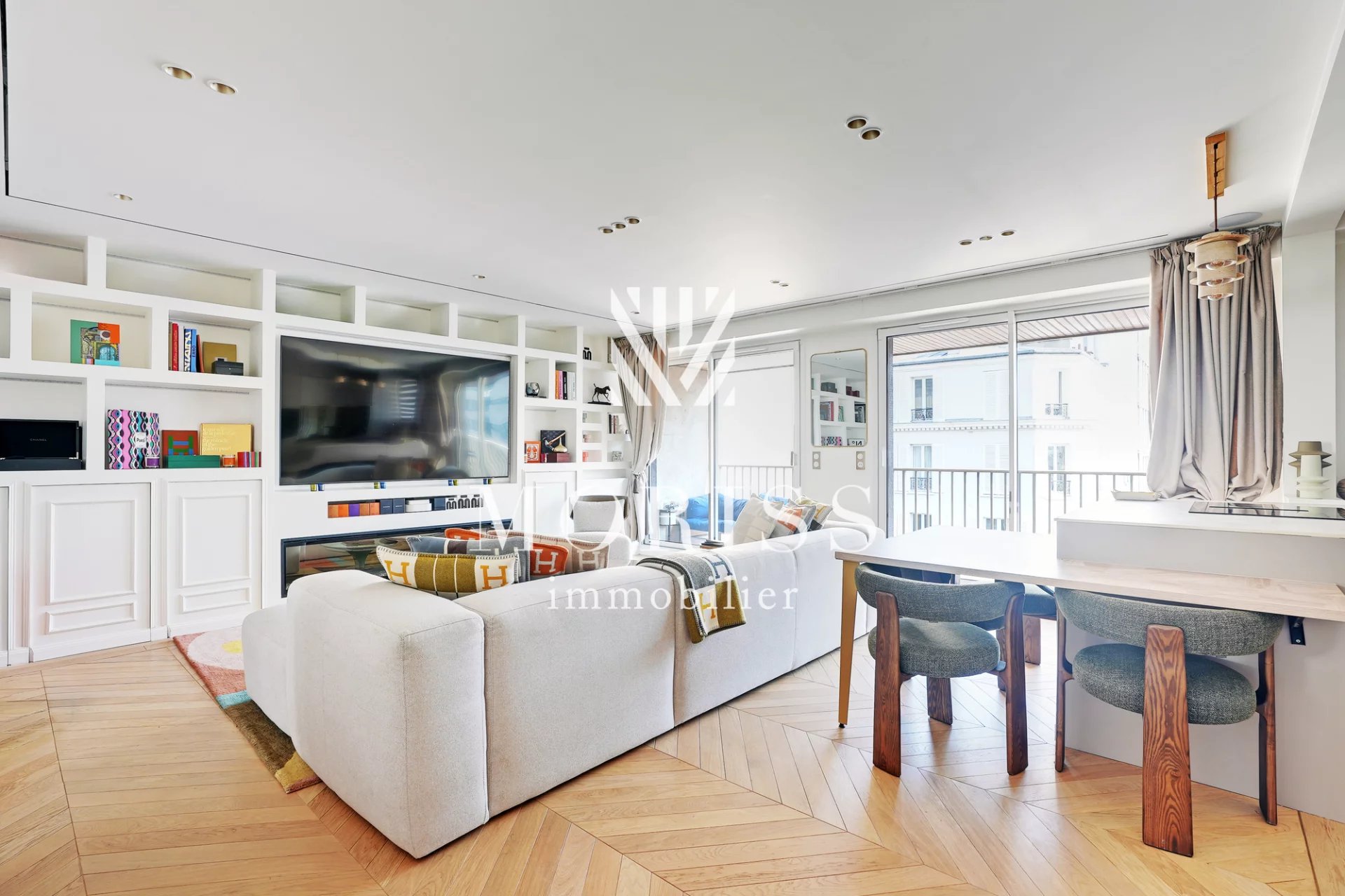 APPARTEMENT D'EXCEPTION 3 PIECES 2 CHAMBRES AVEC BALCON - NEUILL - Image Array