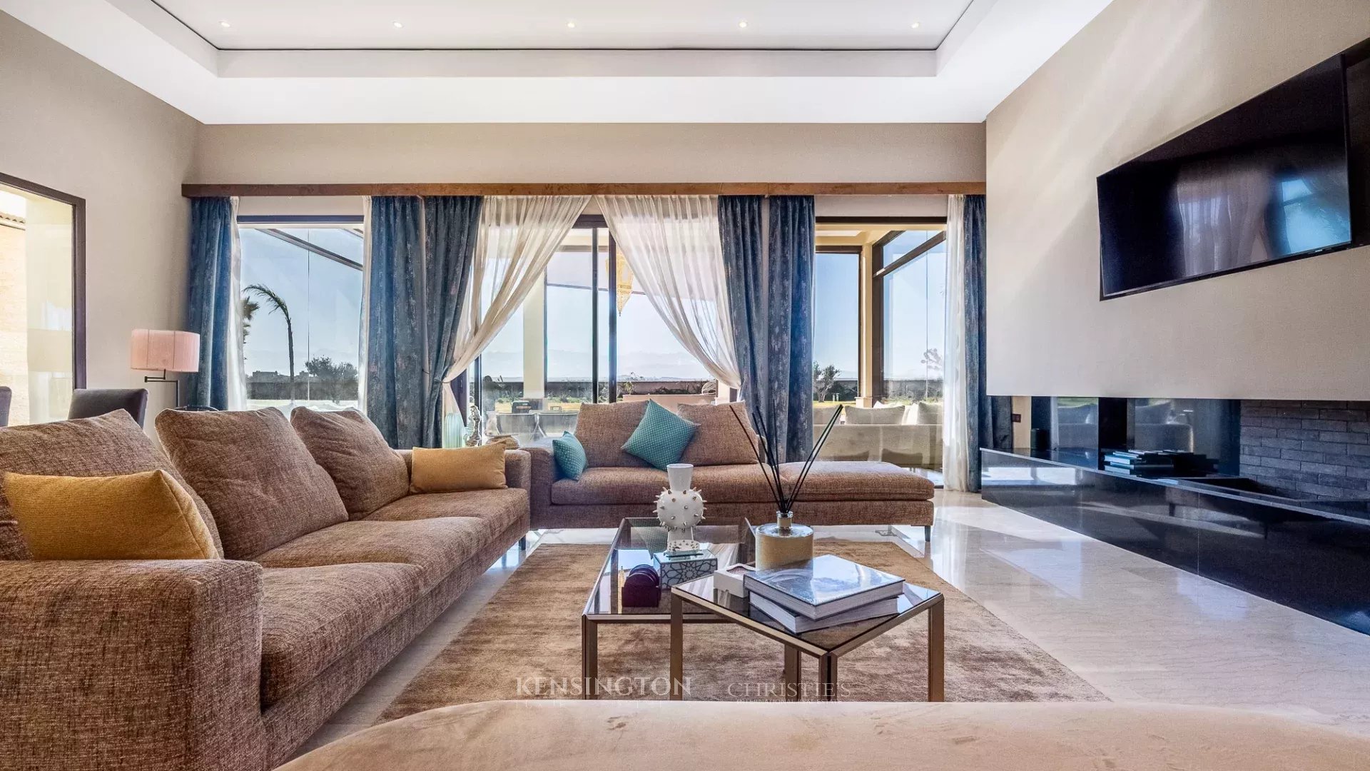 5 Bedroom Villa/Townhouse's Image 12
