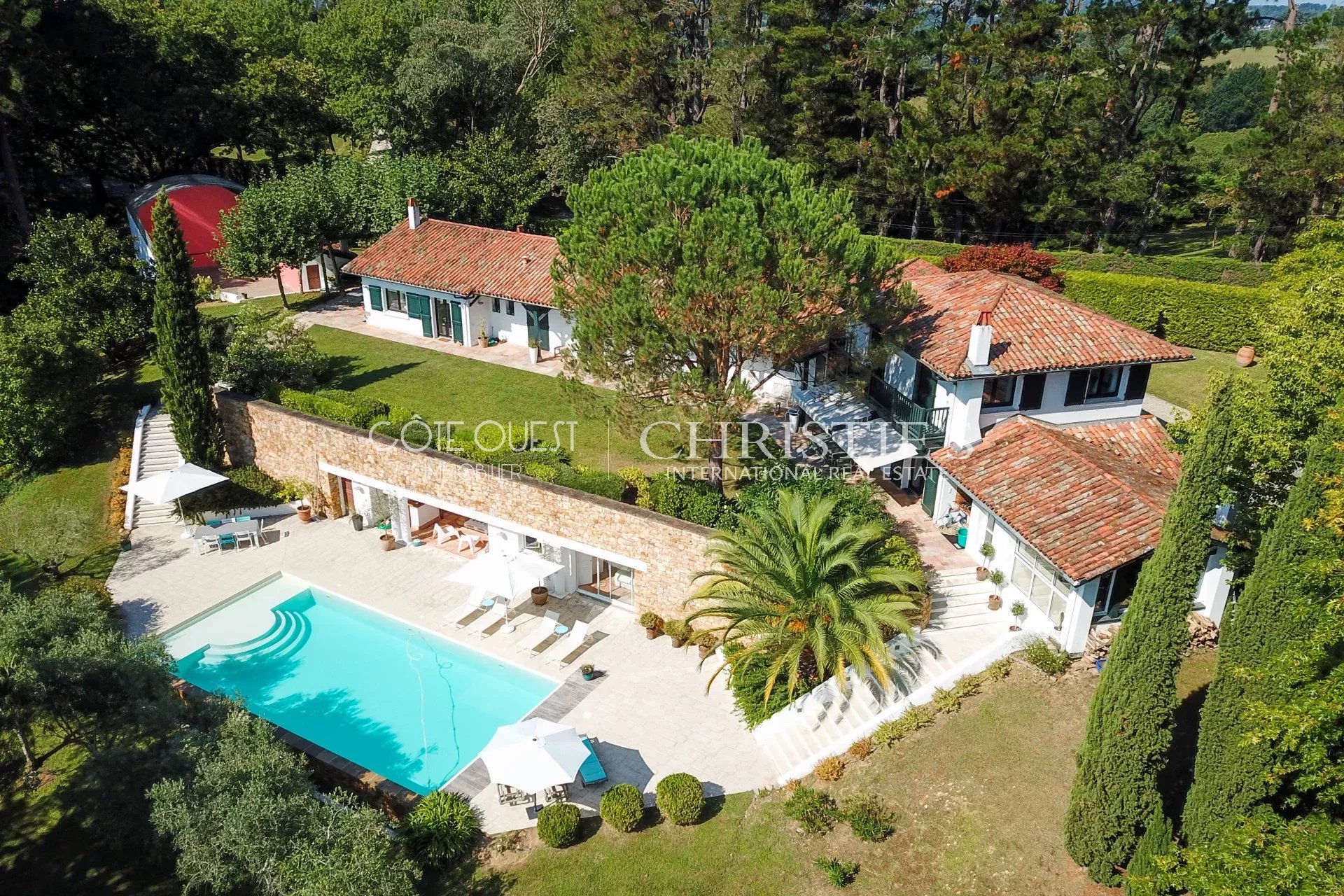 À vendre Urrugne - Propriété vue panoramique avec piscine