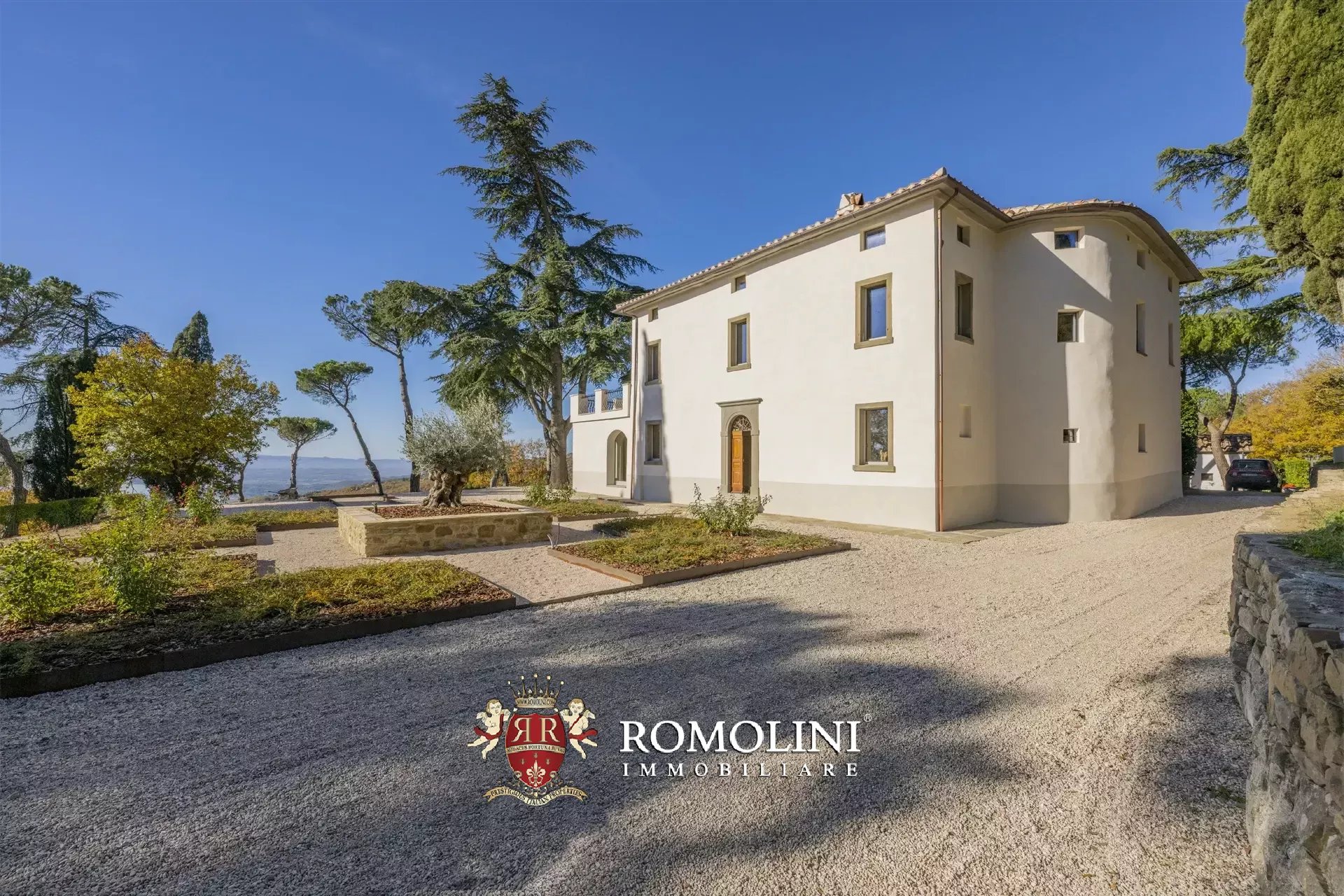 4 Bedroom Villa/Townhouse's Image 17