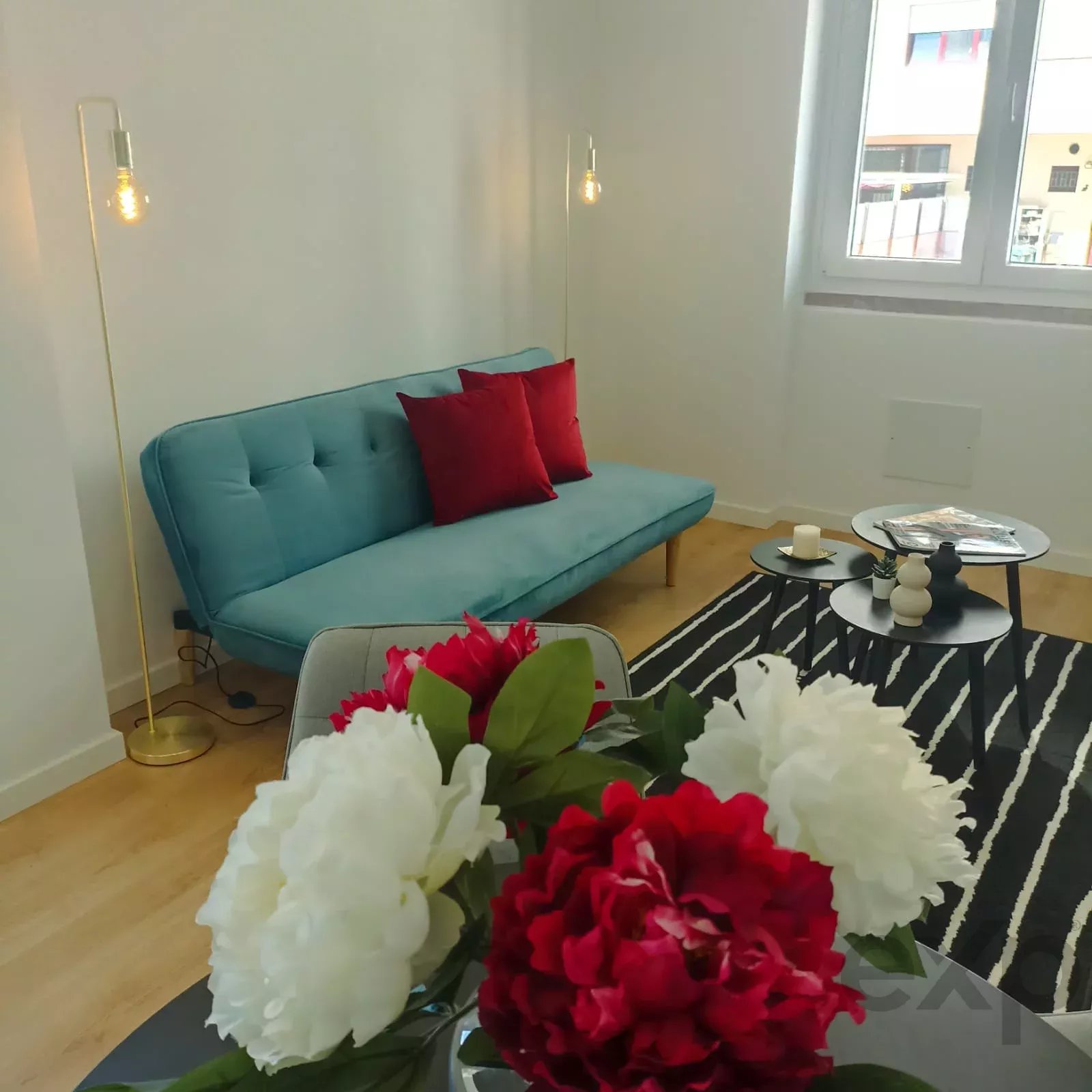 Unique Opportunity in Benfica! Fully Renovated 3-Bedroom Apartment 86453969 image 1