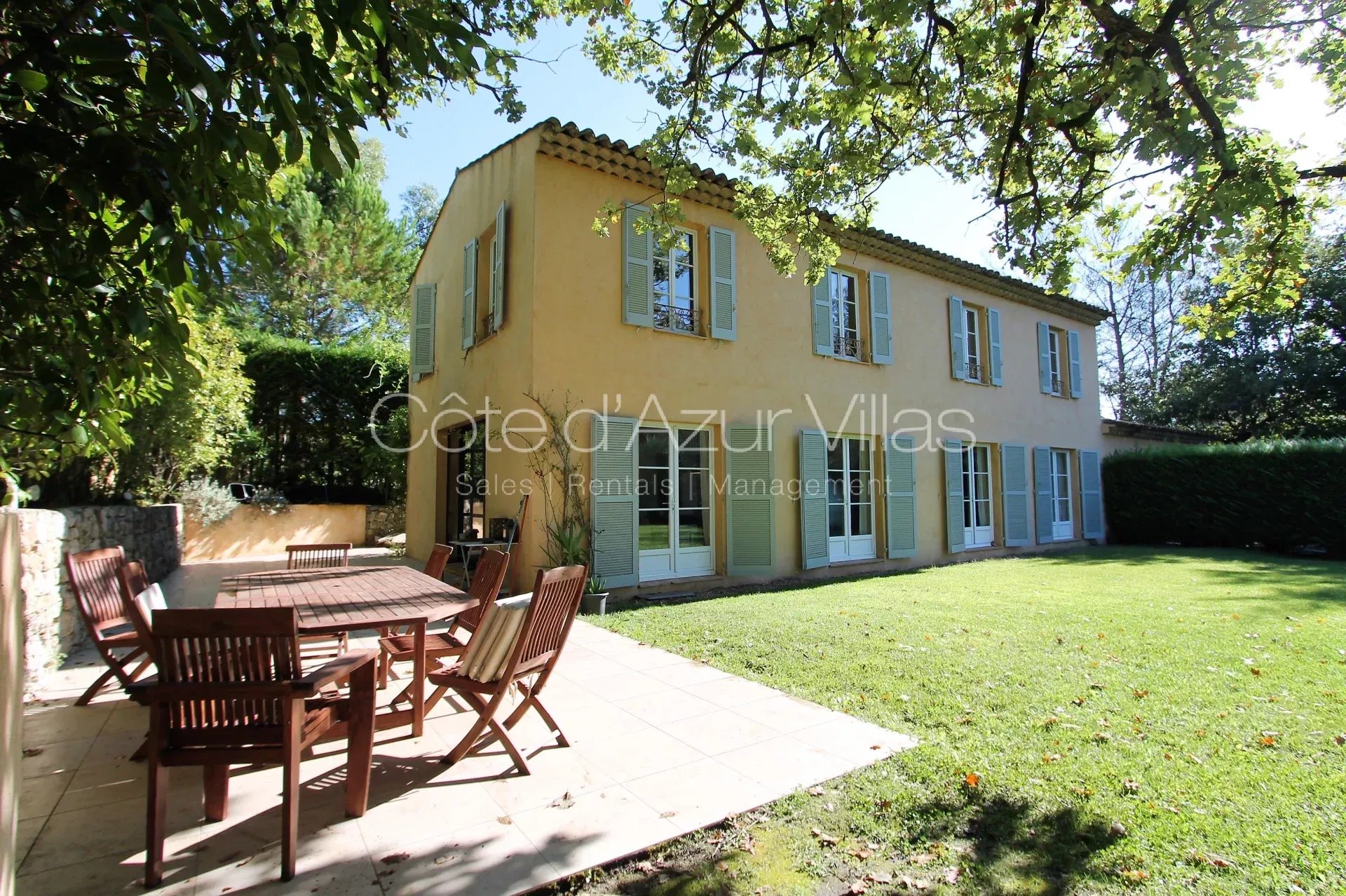 Agence immobilière de 