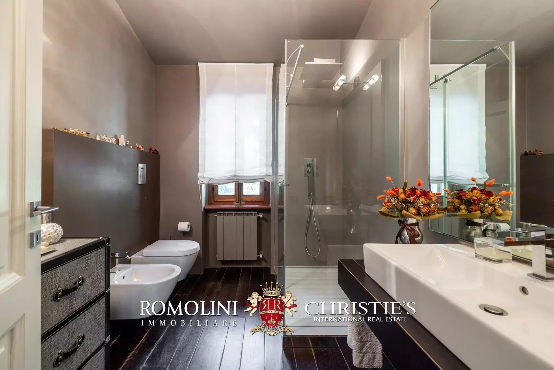 3 Bedroom Villa/Townhouse's Image 48