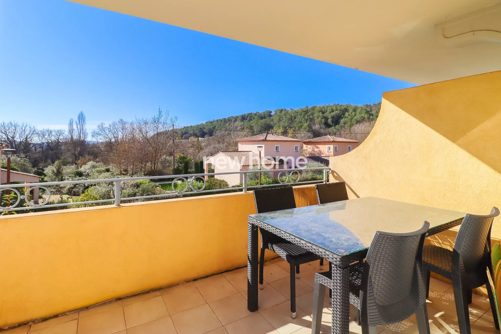 Appartement 3 pièces, 49 m² avec balcon, ascenseur et garage - Photo 3