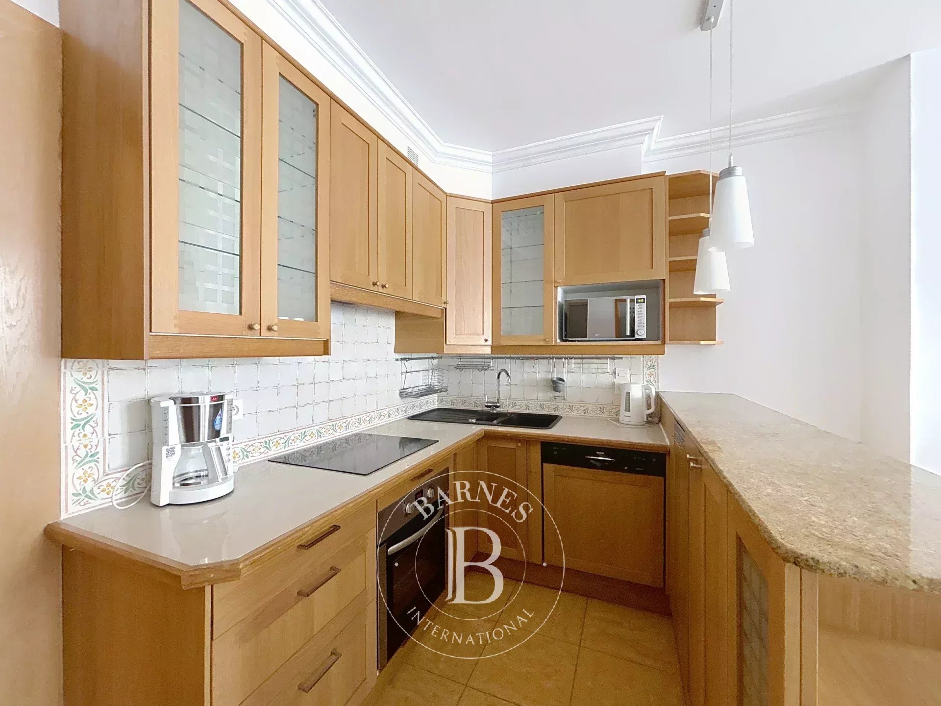 Daire Paris 4ème - picture 6