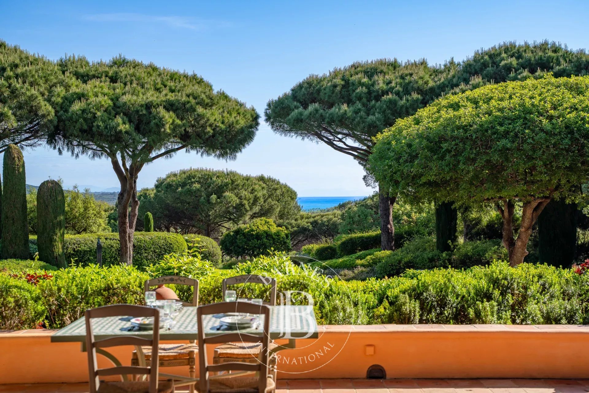 RAMATUELLE - CHARMING PROPERTY WITH 7 BEDROOMS AND SEA VIEW - picture 7 title=