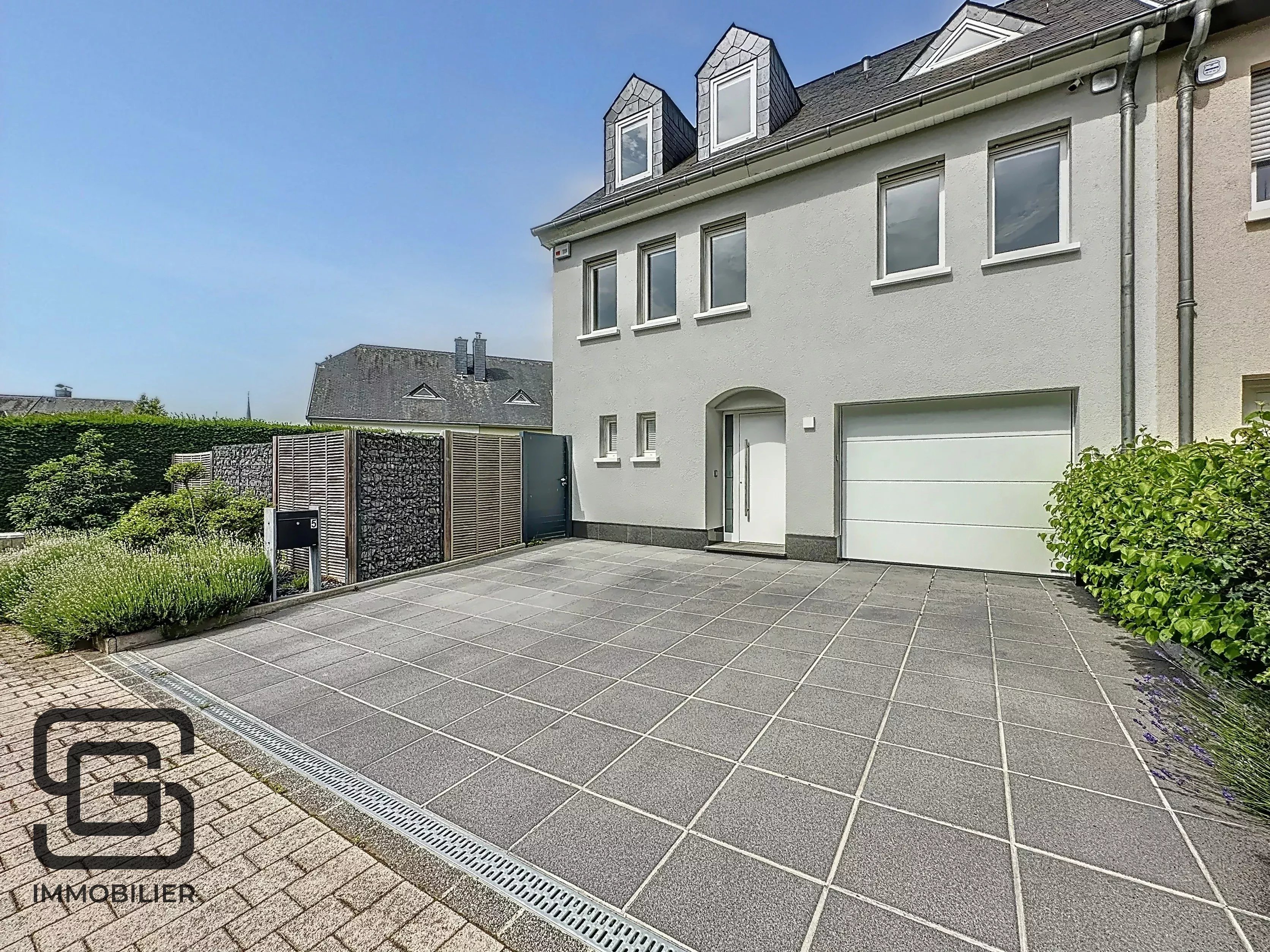 Agence immobilière de SG IMMOBILIER SARL-S