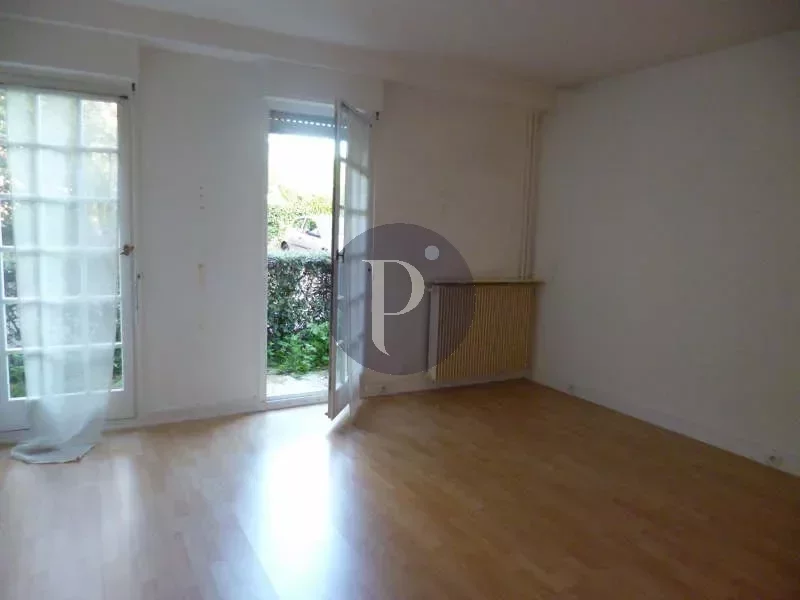 location-appartement-1-piece-chatenay-malabry-83866496