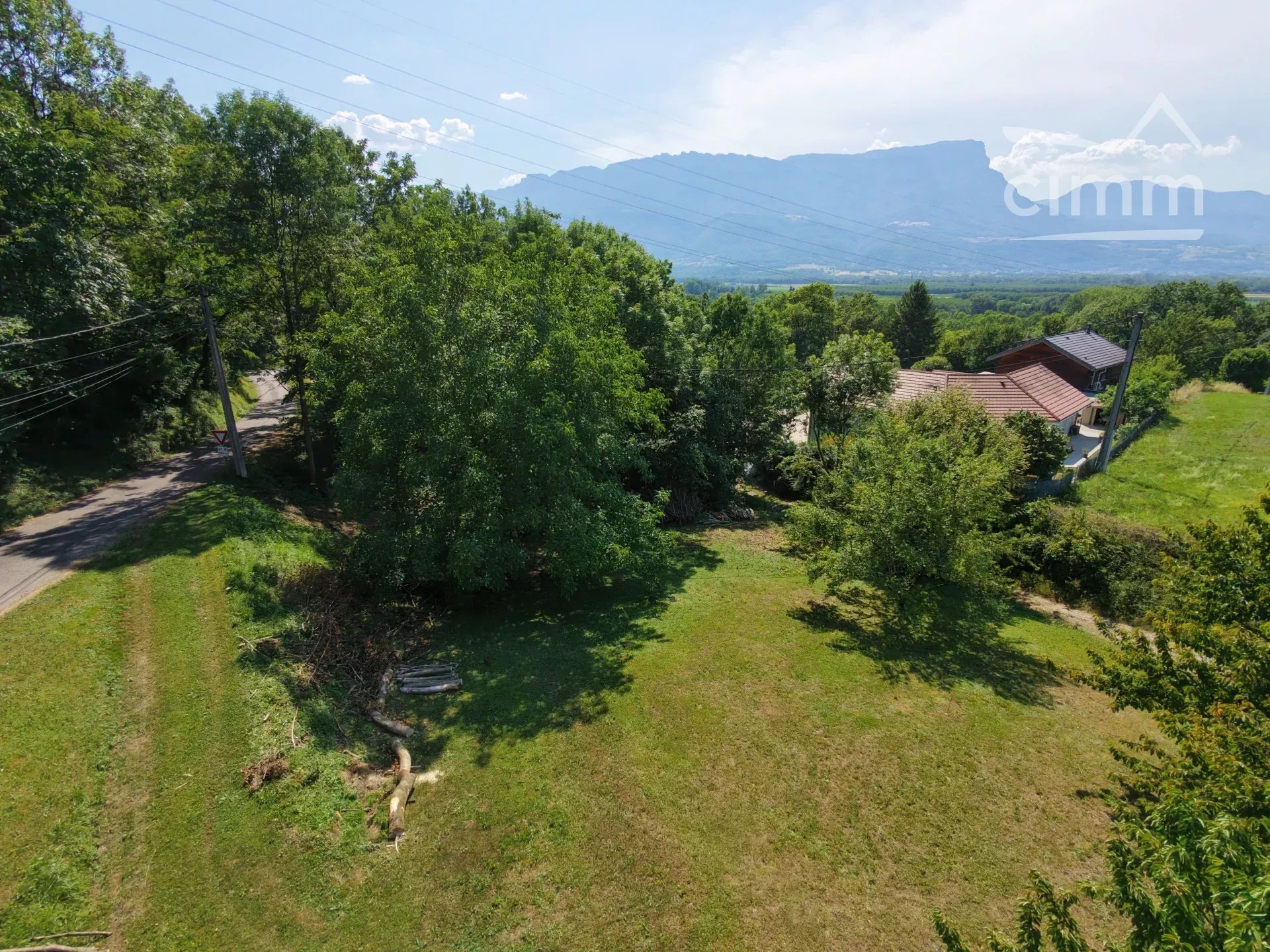 A VENDRE TERRAIN A BATIR 832 M2 LES MOLETTES 73800