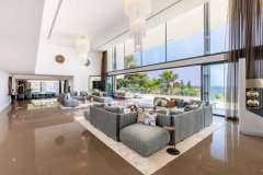A Contemporary Masterpiece — Cannes Californie — photo 6 of 7