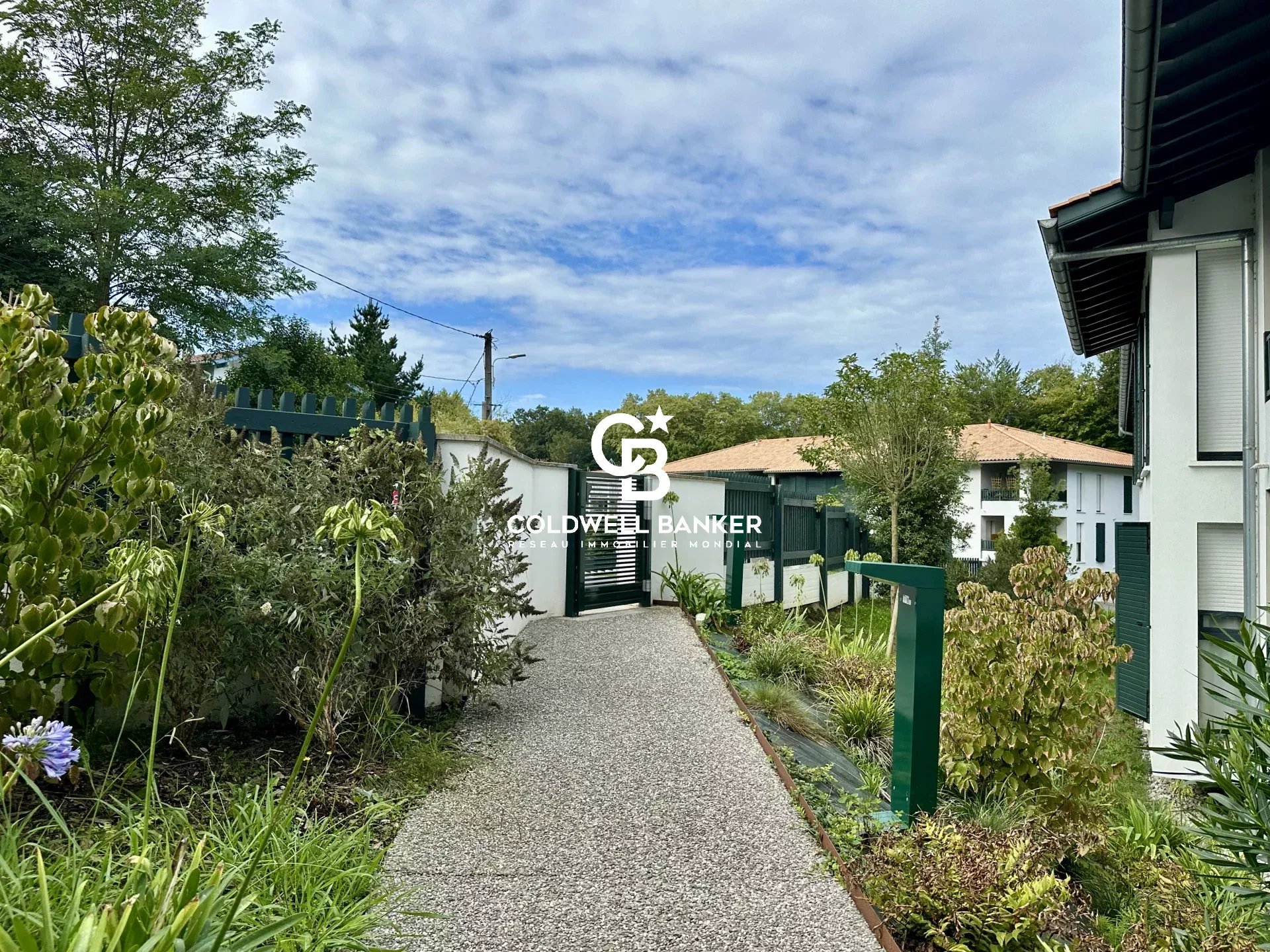 Agence immobilière de Coldwell Banker Surfin Realty