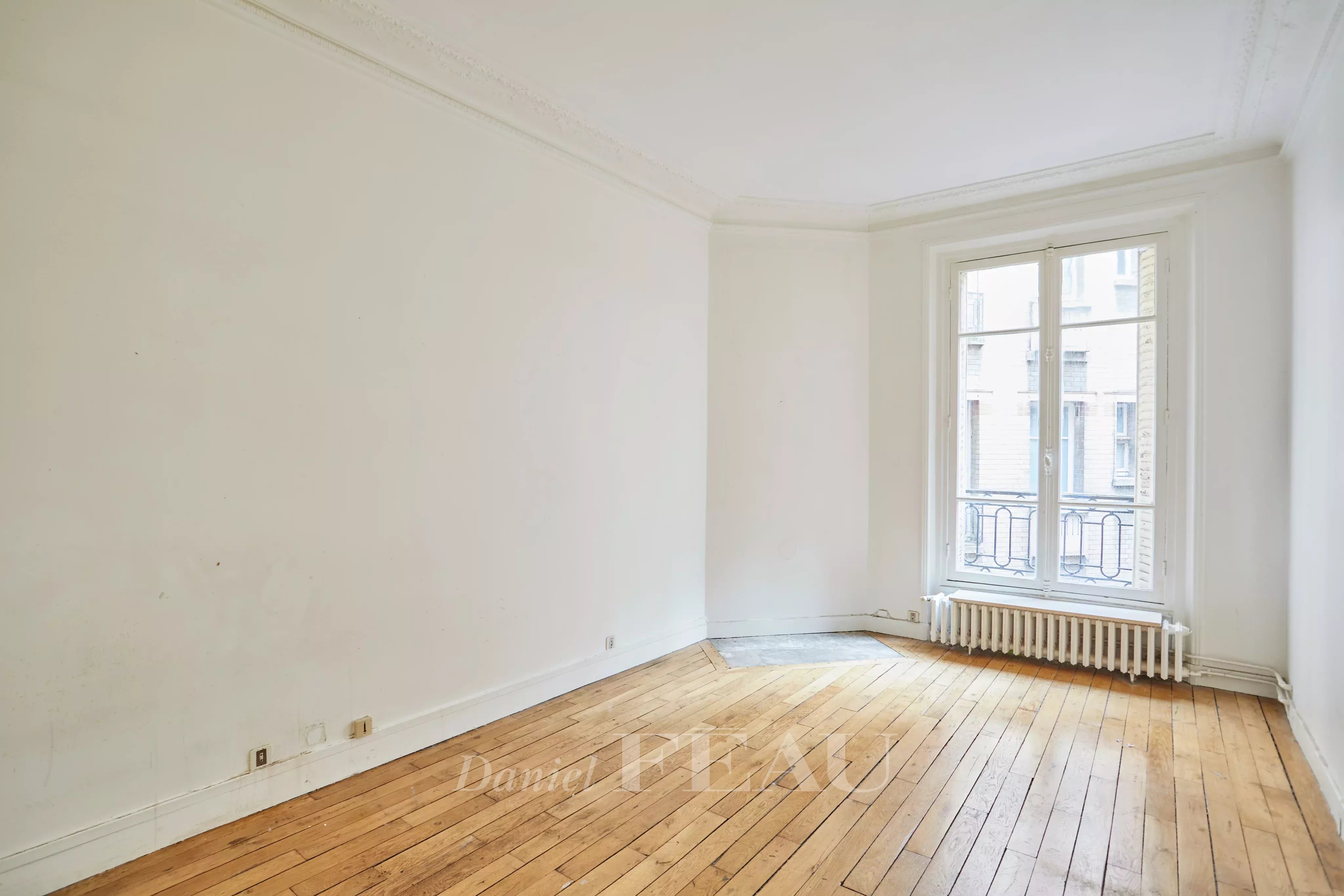 Sale Apartment Paris 7th