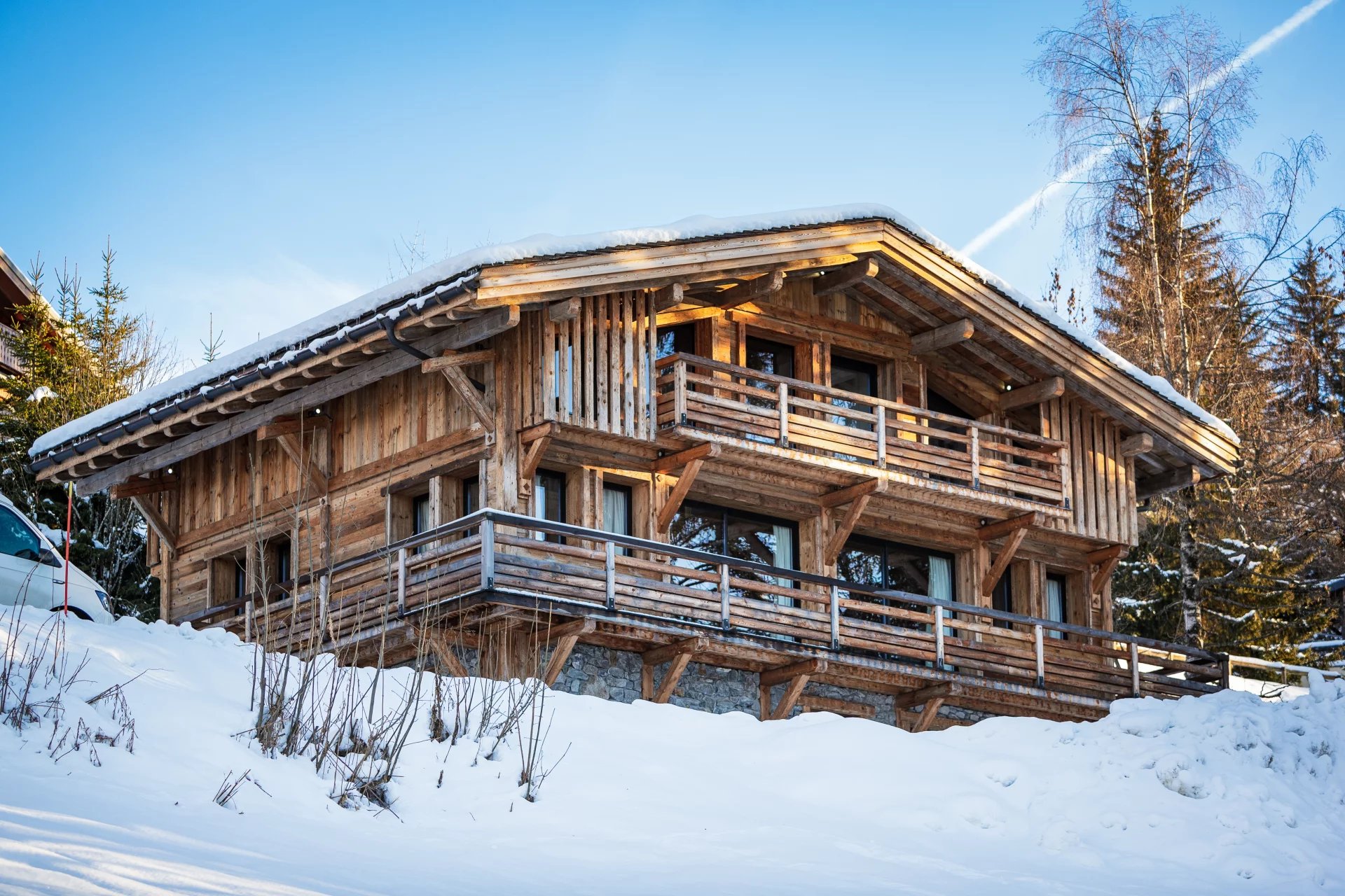 EXCLUSIVITE - MEGÈVE – CHALET D’EXCEPTION – PISCINE INTÉRIEURE & VUE PANORAMIQUE - picture 1