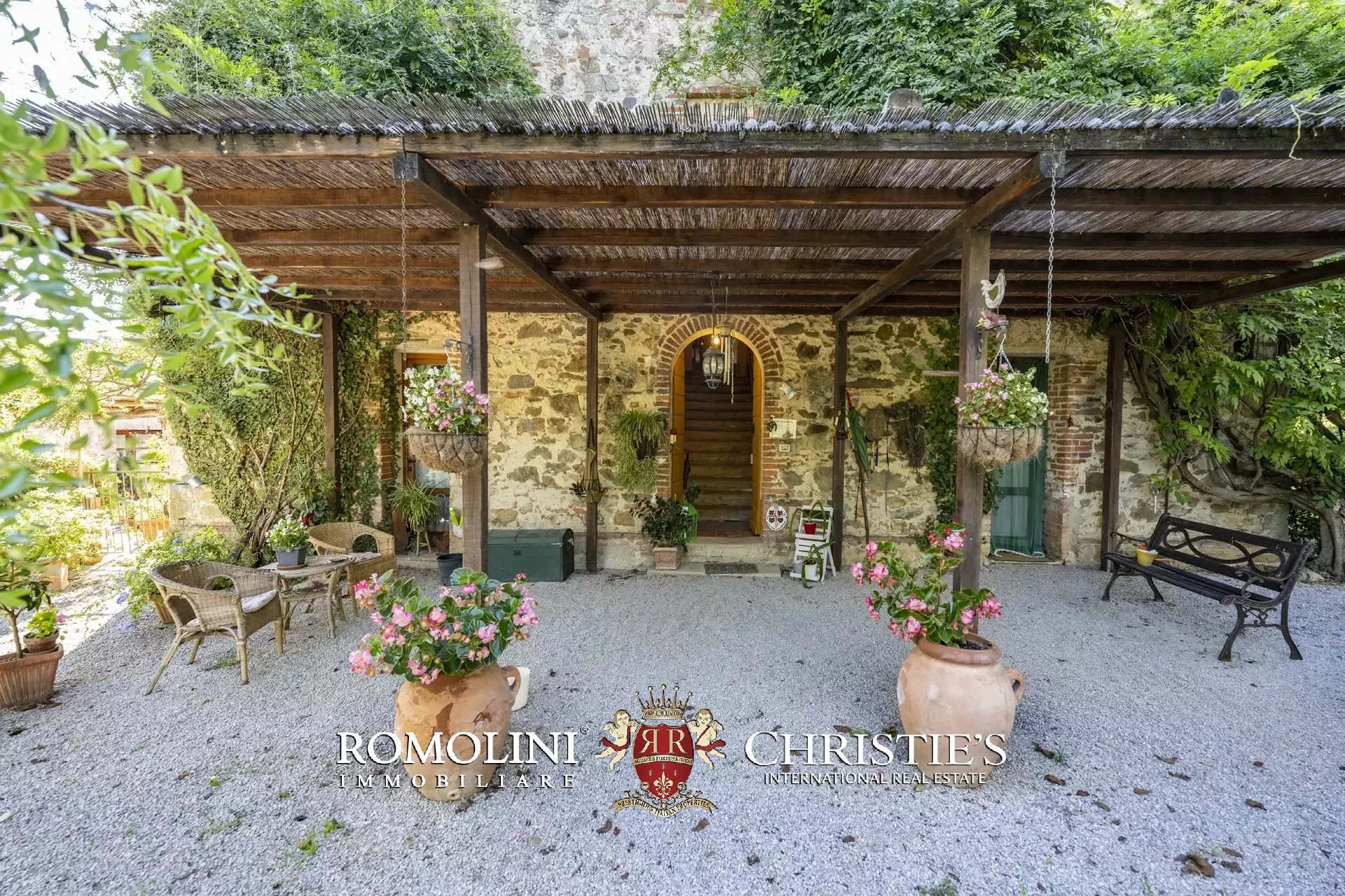 9 Bedroom Horse Property's Image 40