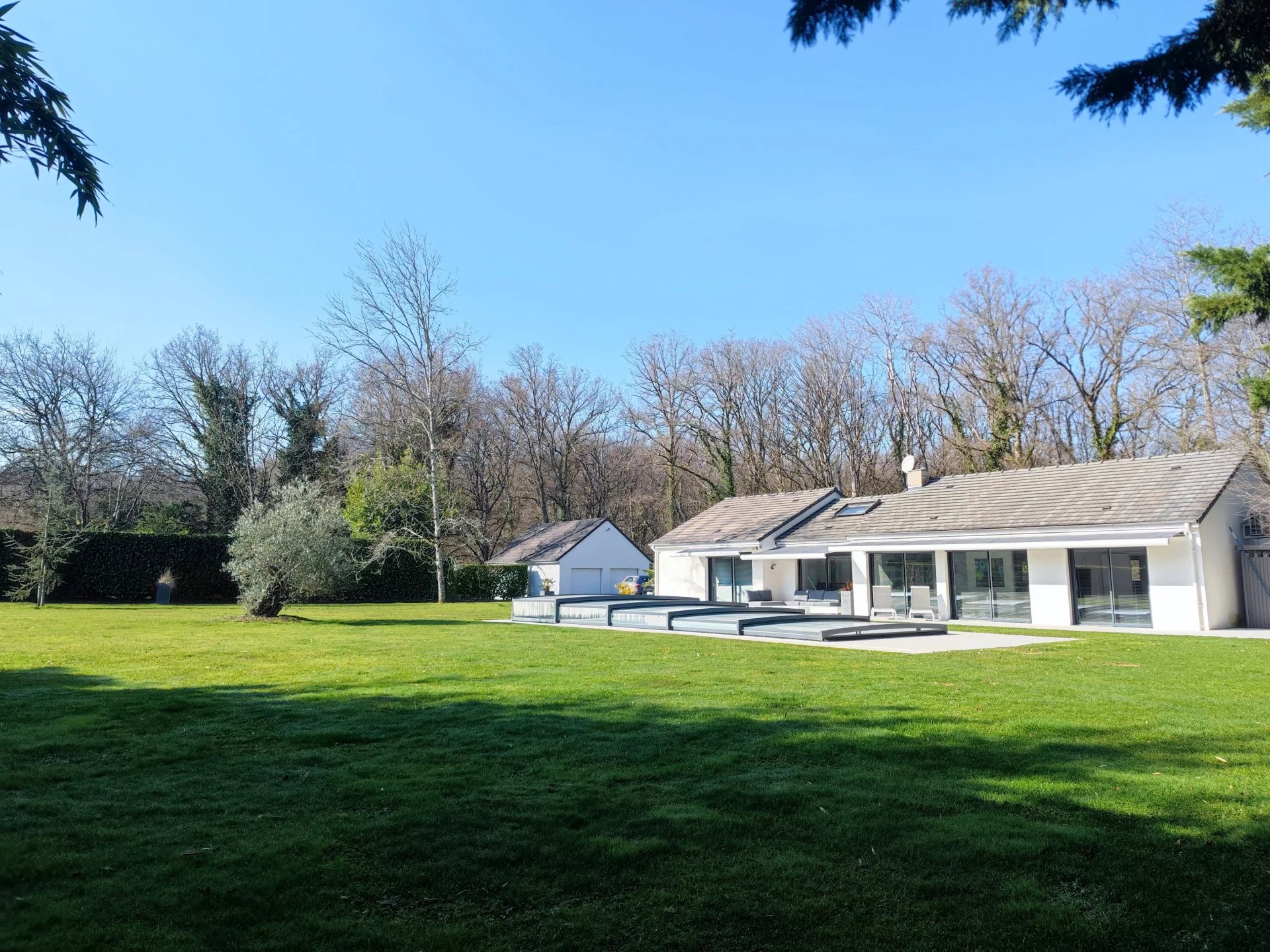 Agence immobilière de 