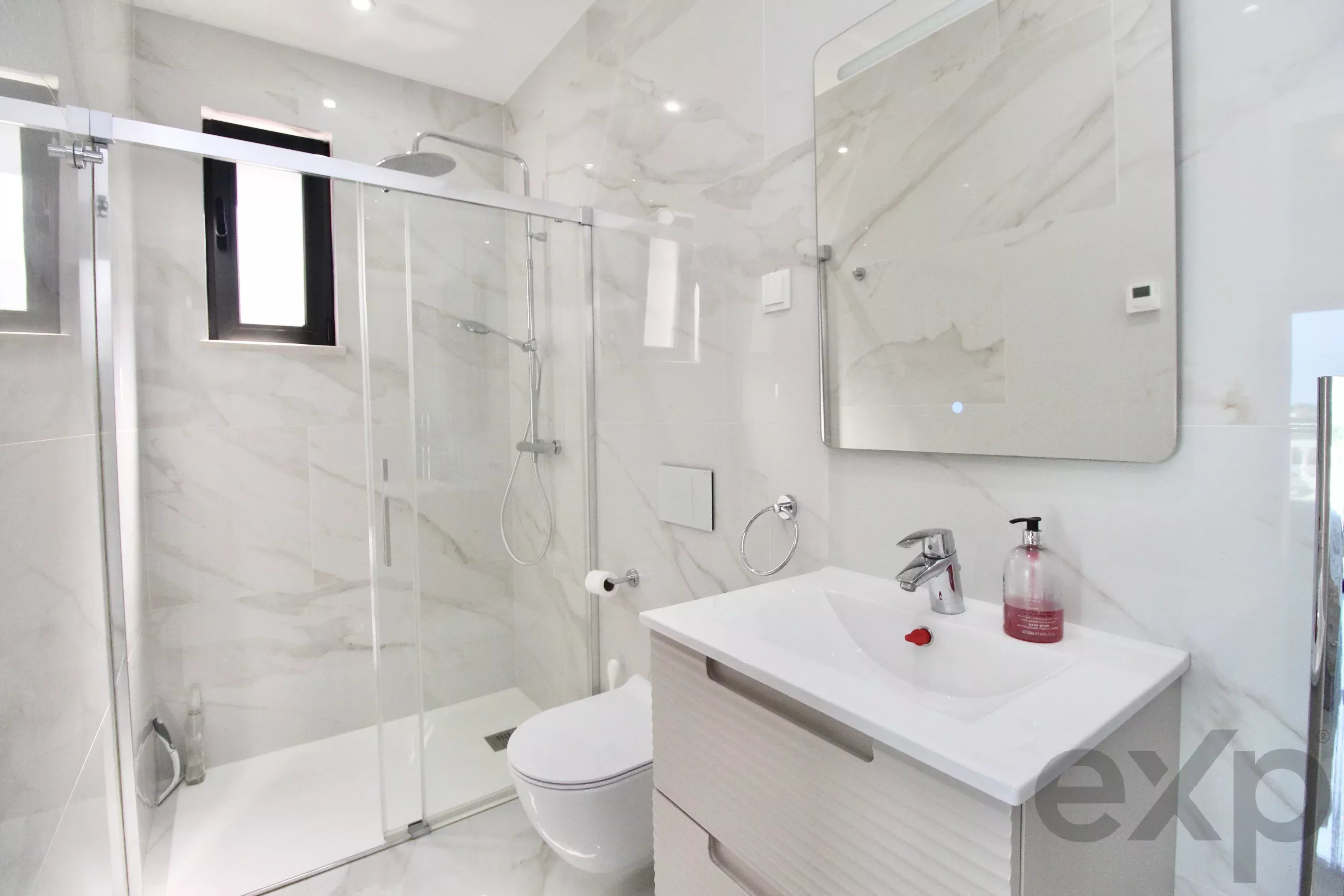 Stunning Sea-View Villa with Heated Pool, Guest Annex, Double Garage and Independent Ruin 87110490 image 25