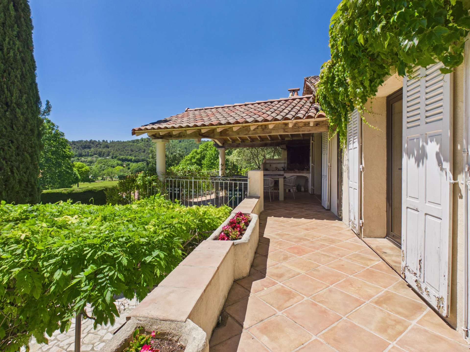 Charming old stone farmhouse with character - Callian