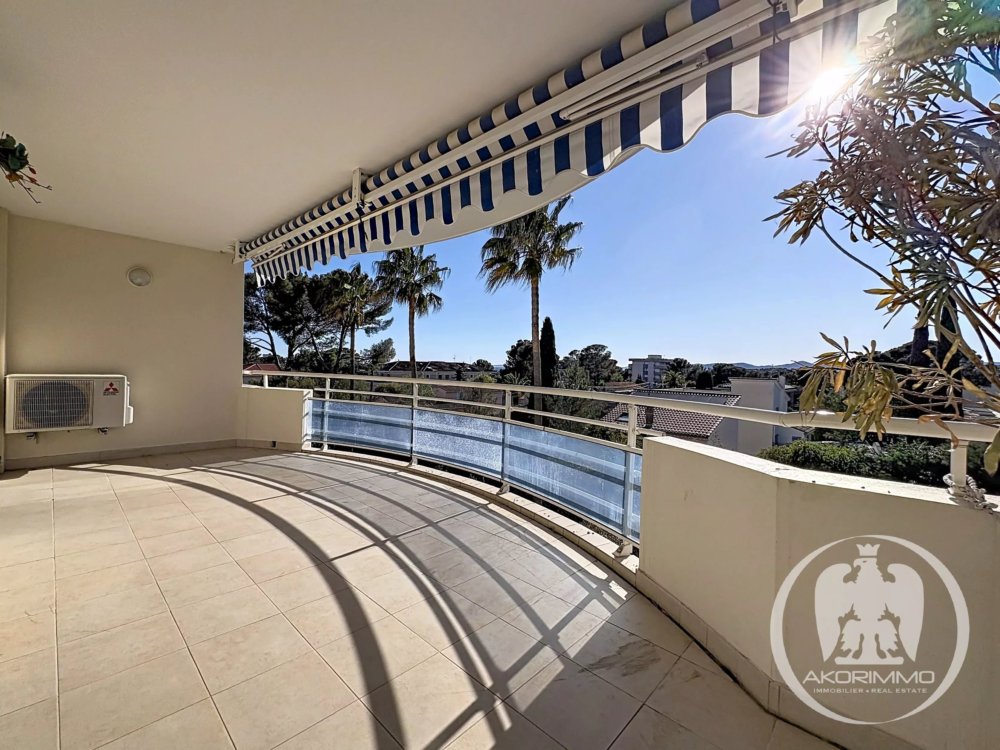 <span class='fw-semibold text-nowrap'>Apartamento</span>  - <span class='text-nowrap'>3 piezas</span>  - <span class='text-nowrap'>84.59 m²</span> - <span class='text-nowrap'> &lt