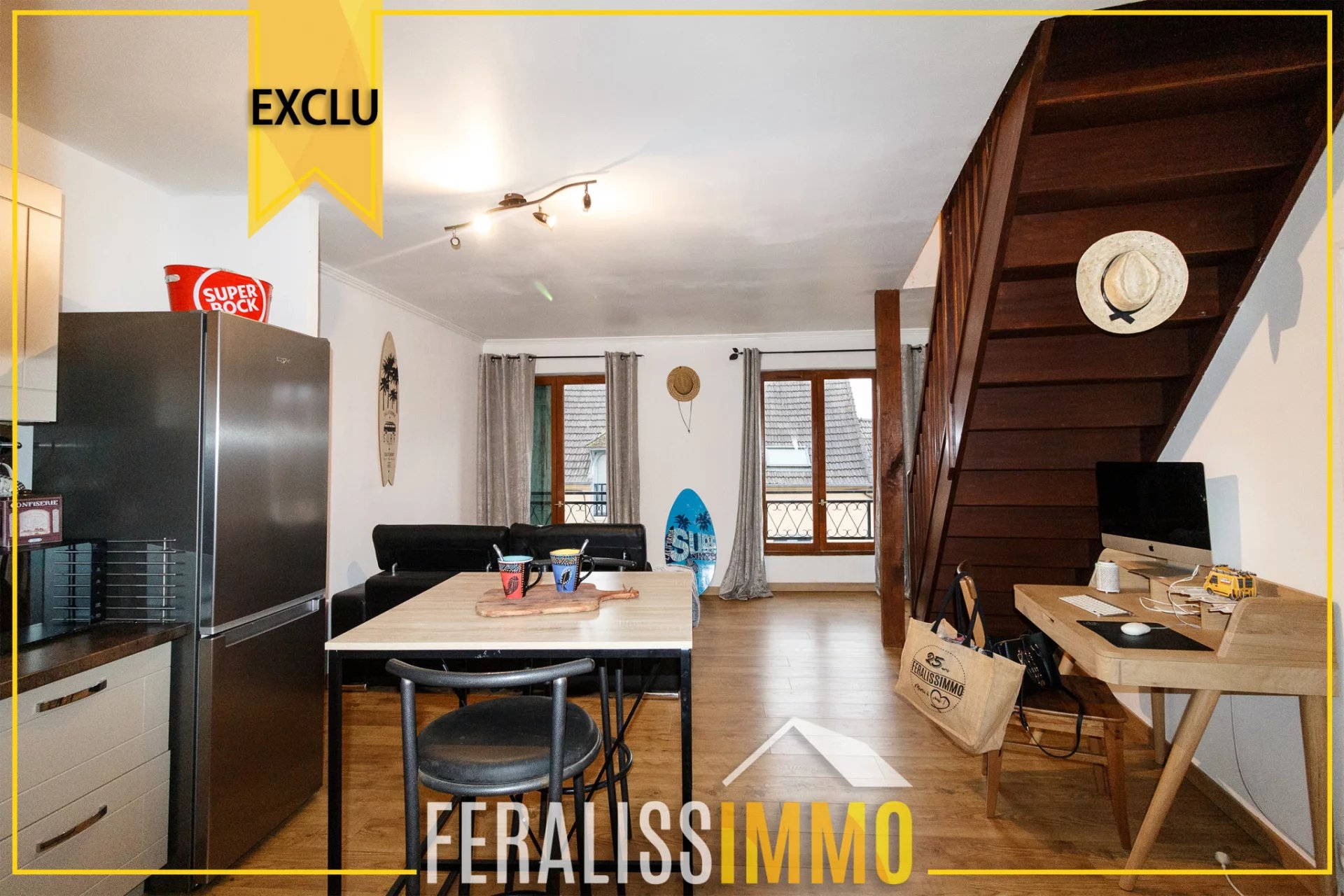 Lumineux et chaleureux duplex dans une petite copro !