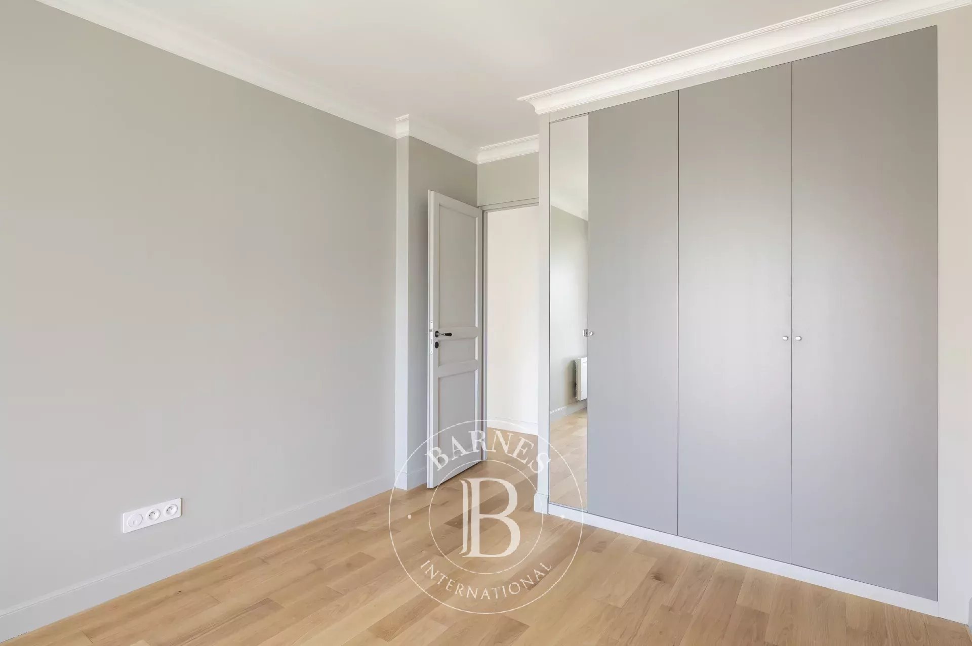 Daire Paris 18ème - picture 21