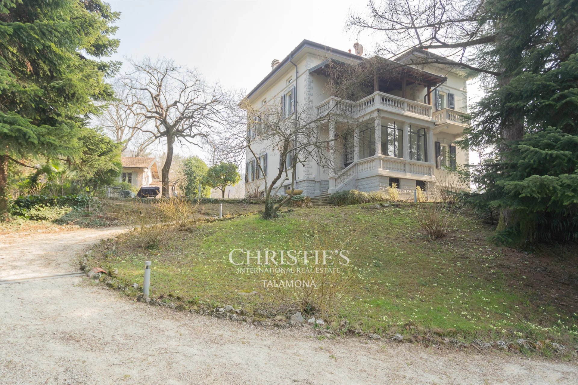 3 Bedroom Villa/Townhouse's Image 3
