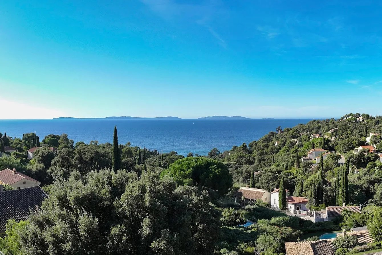 Sale Property Rayol-Canadel-sur-Mer