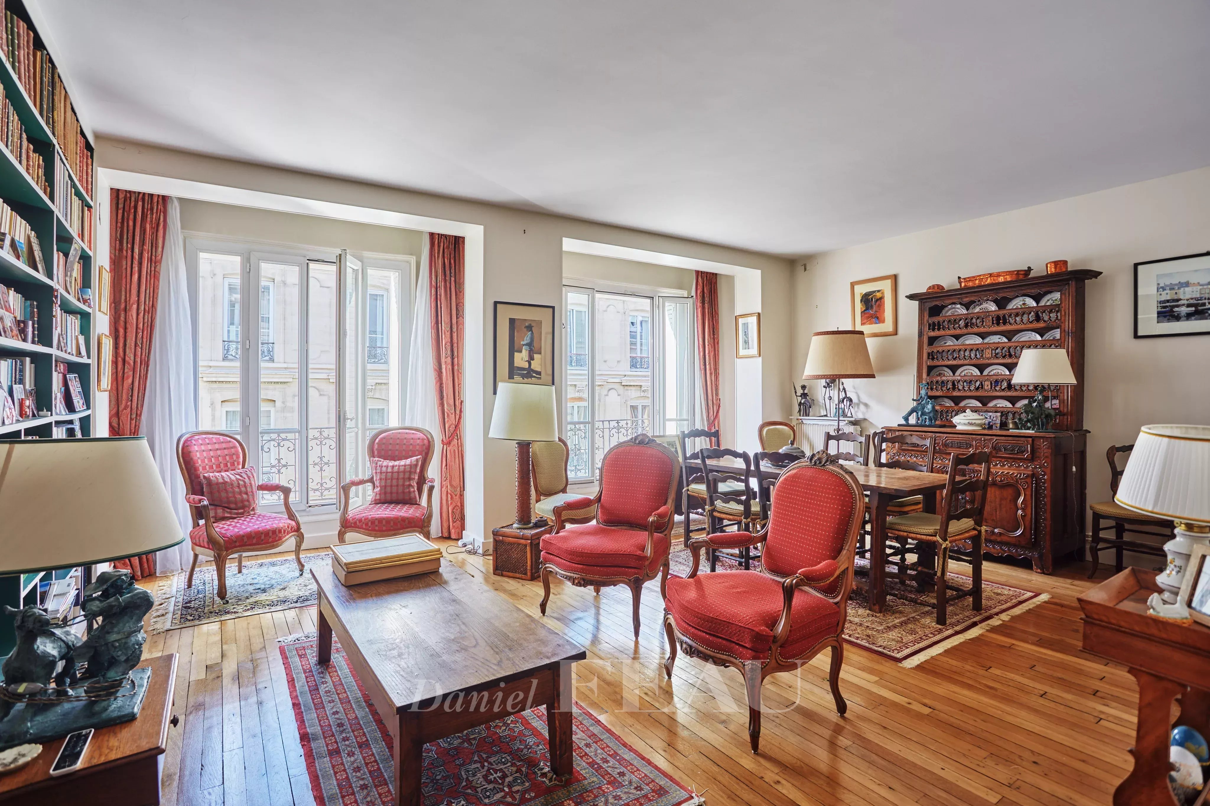 Sale Apartment Paris 16th