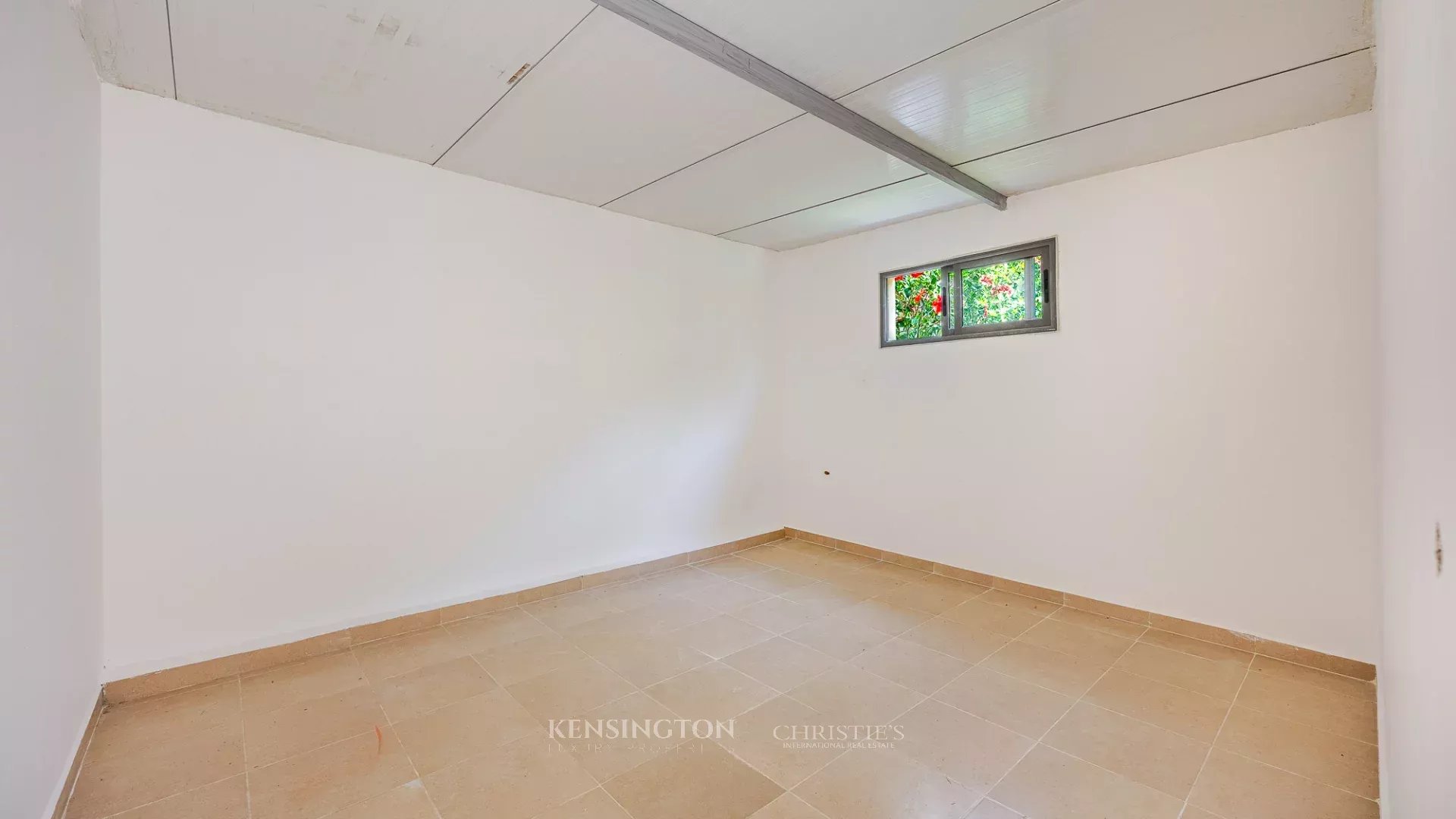 4 Bedroom Villa/Townhouse's Image 22