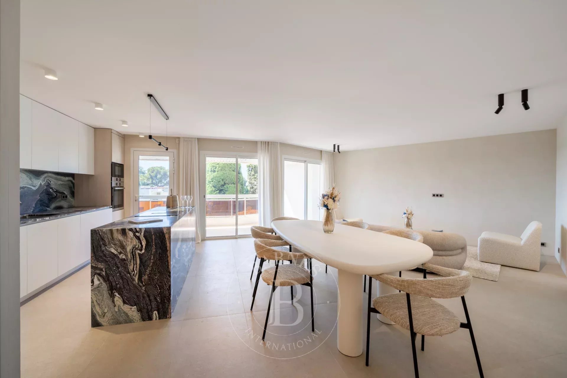 Daire Cannes - picture 16