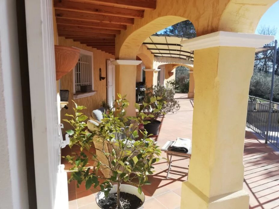 SUPERB 5 BEDROOMS VILLAS SAINT ANTOIN DU VAR