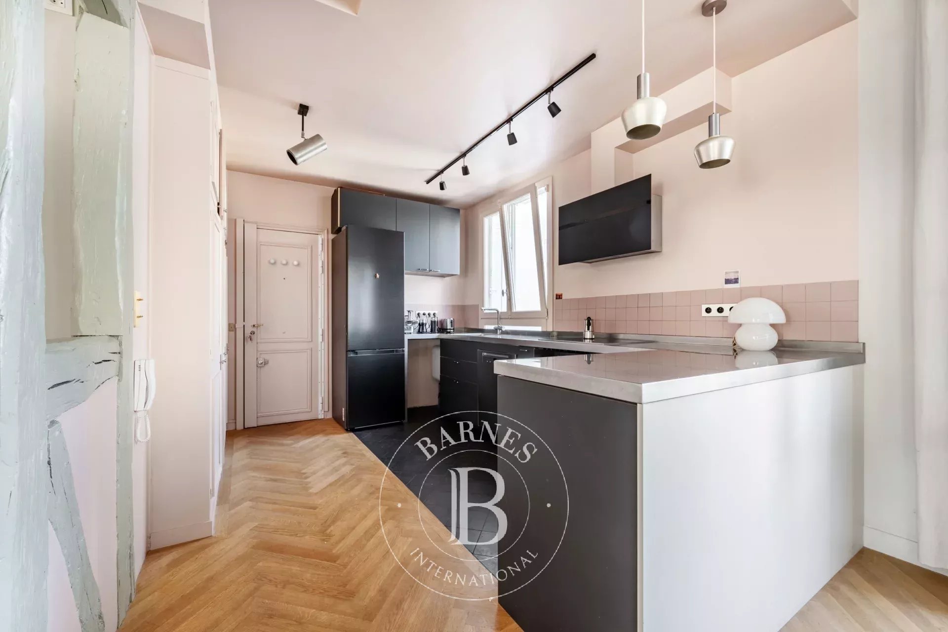 Daire Paris 3ème - picture 10