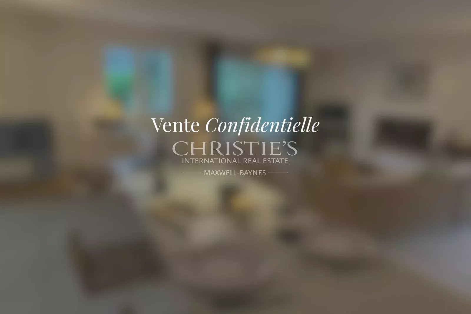 4 Bedroom Villa/Townhouse's Image 3